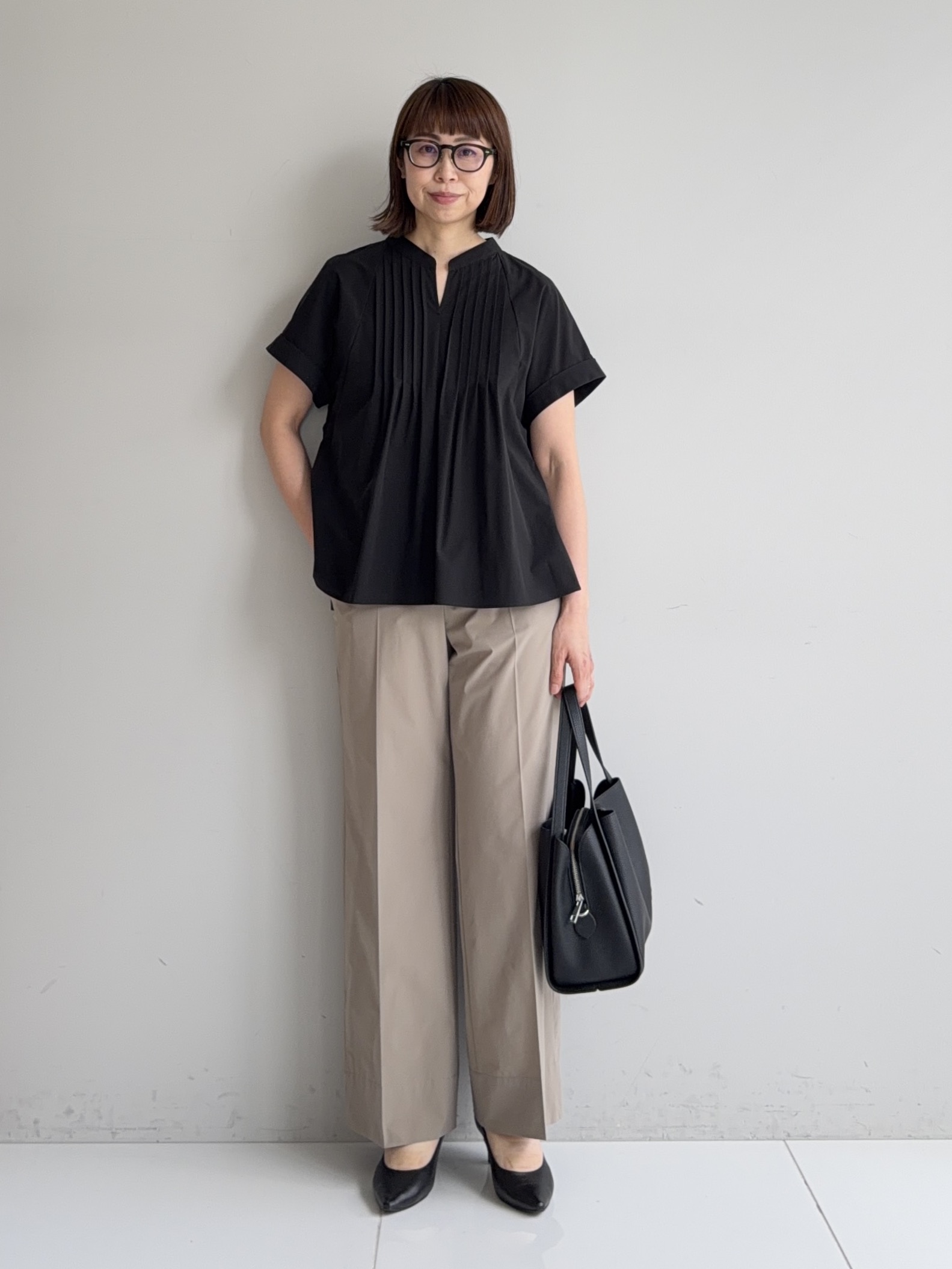 murayamaさんの「INDIVI｜【撥水／UVケア／SETUP可能】軽量タックスキッパーブラウス」を使ったコーディネート