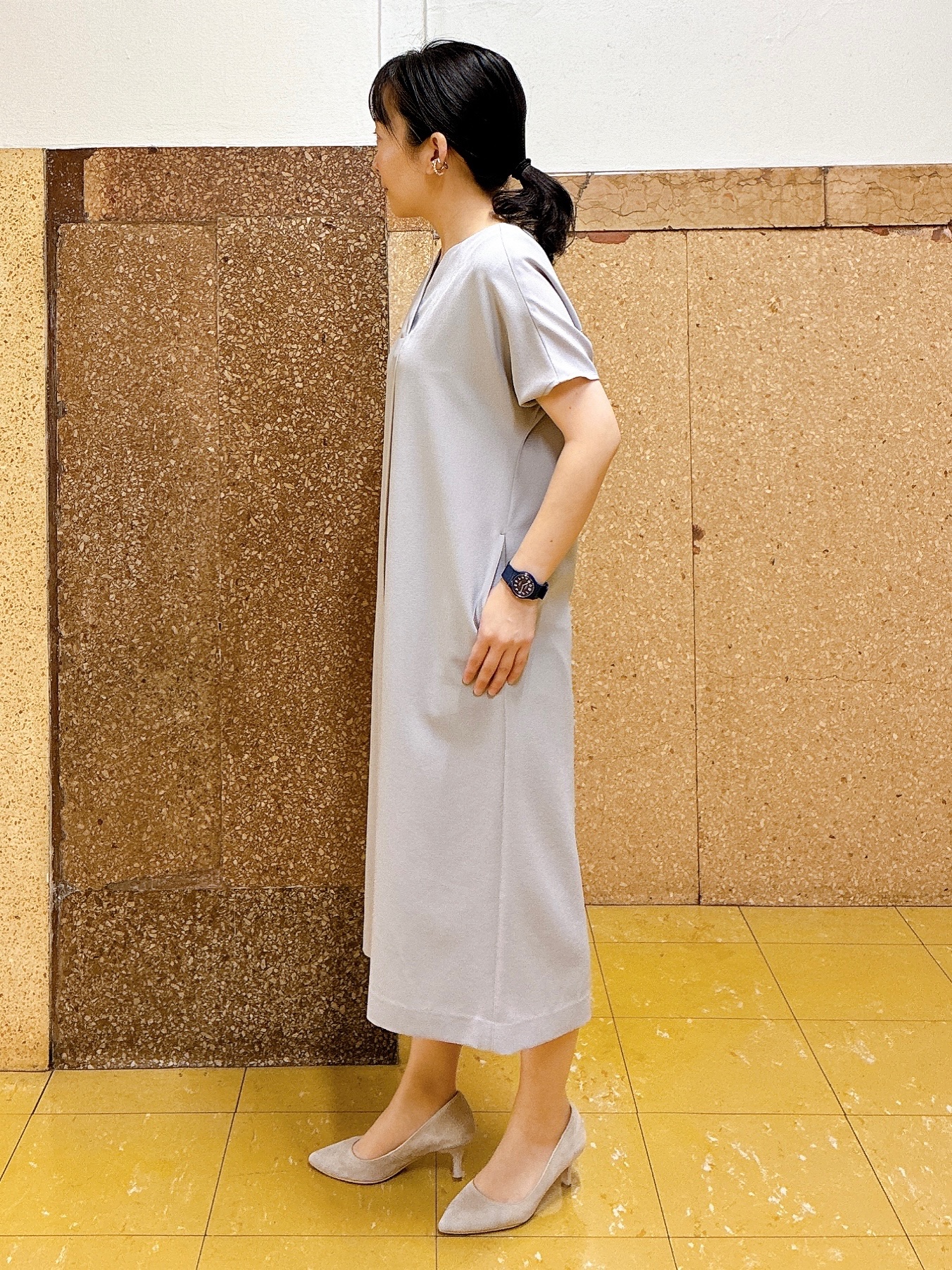 hattoriさんの「INDIVI｜【洗える／UVケア／麻調】スキッパーワンピース」を使ったコーディネート