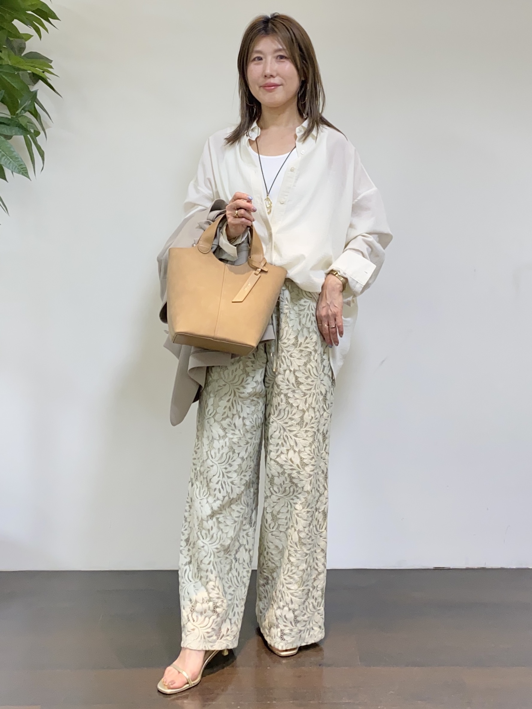 tomoさんの「UNTITLED｜【洗える/ストレッチ性】ダブルブレストジャケット」を使ったコーディネート