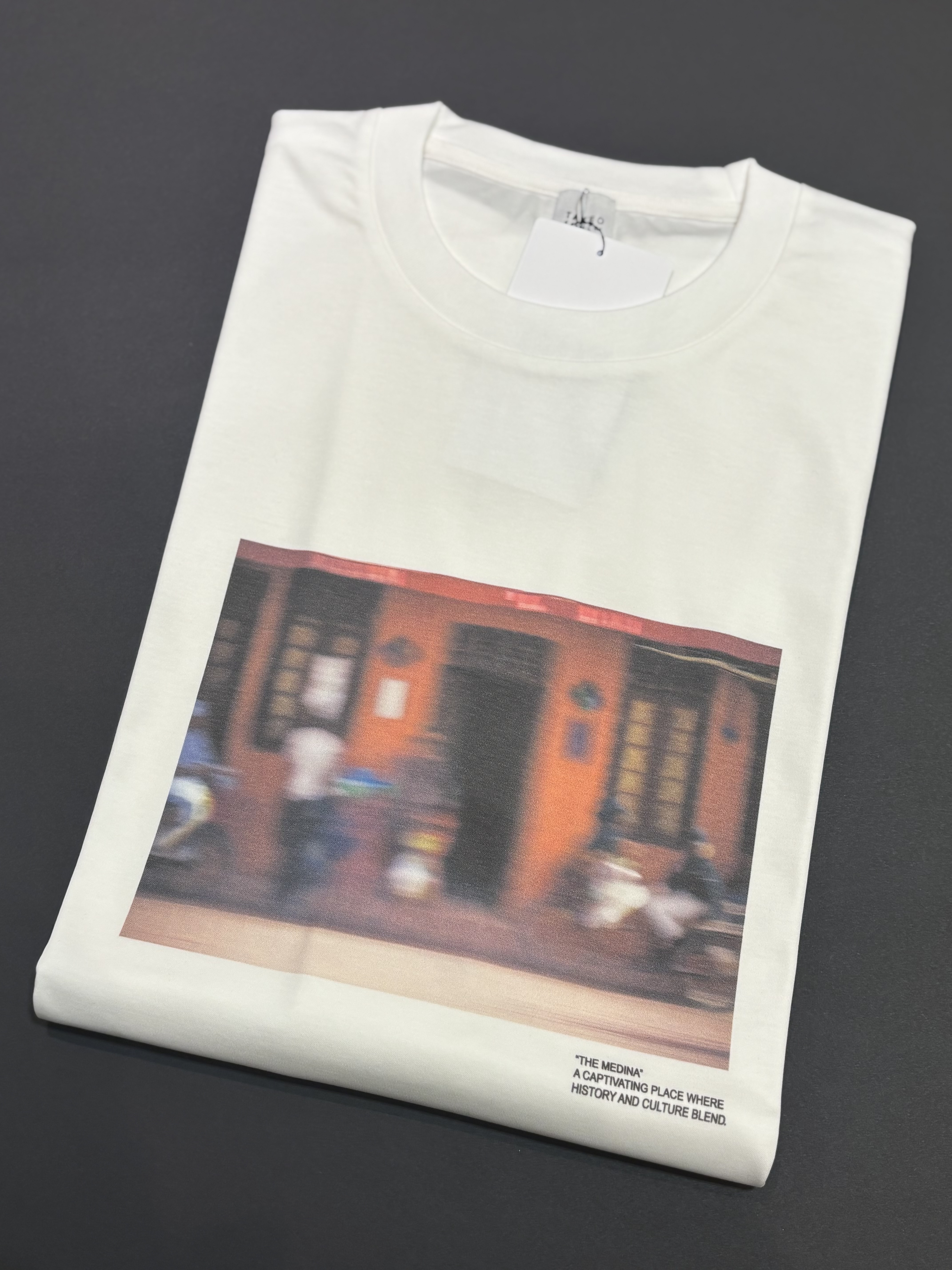 ヒナさんの「TAKEO KIKUCHI｜マラケシュ フォト Tシャツ」を使ったコーディネート