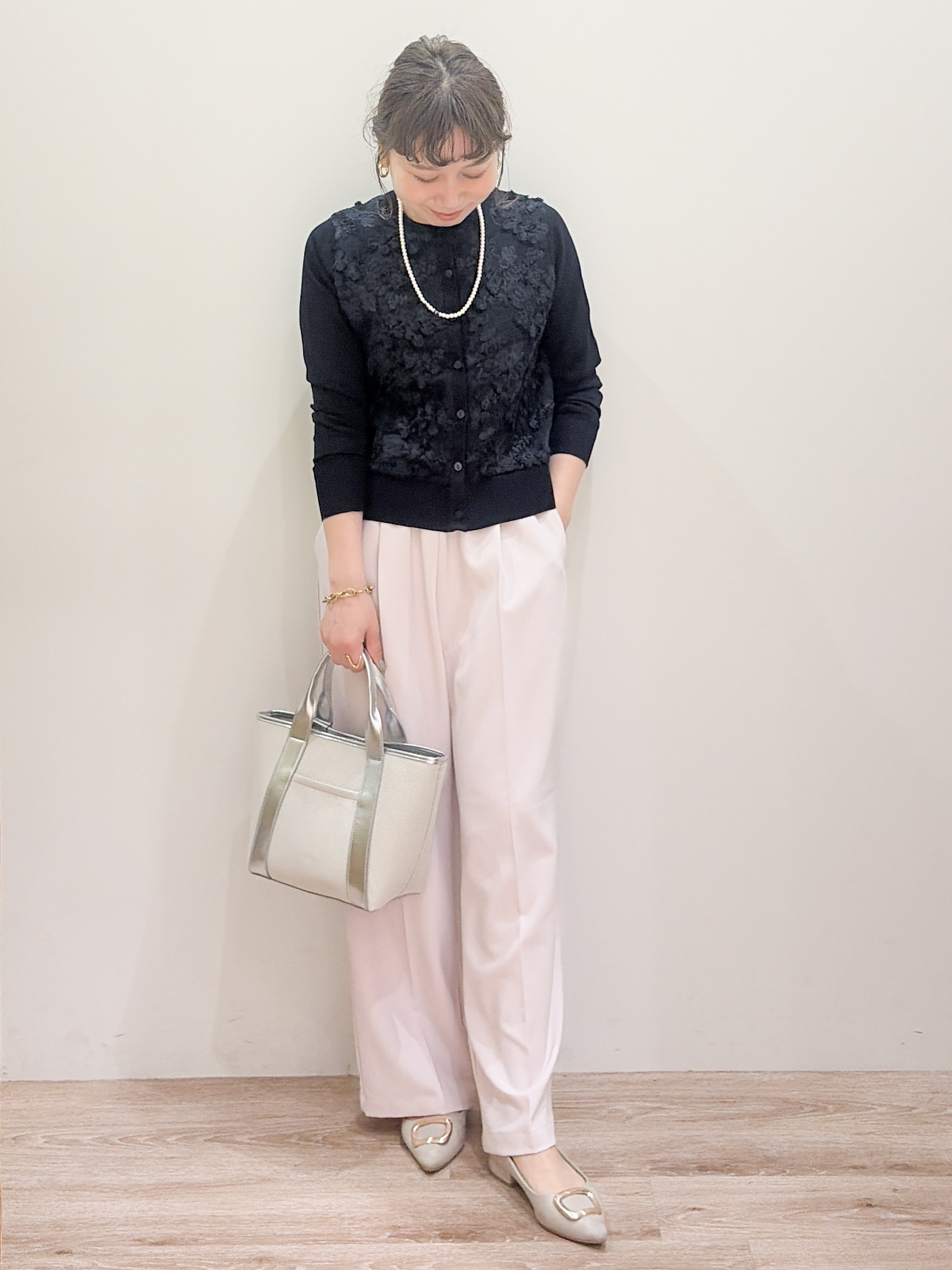 risayanさんの「OPAQUE.CLIP｜チュールレースニットカーディガン【洗える】」を使ったコーディネート