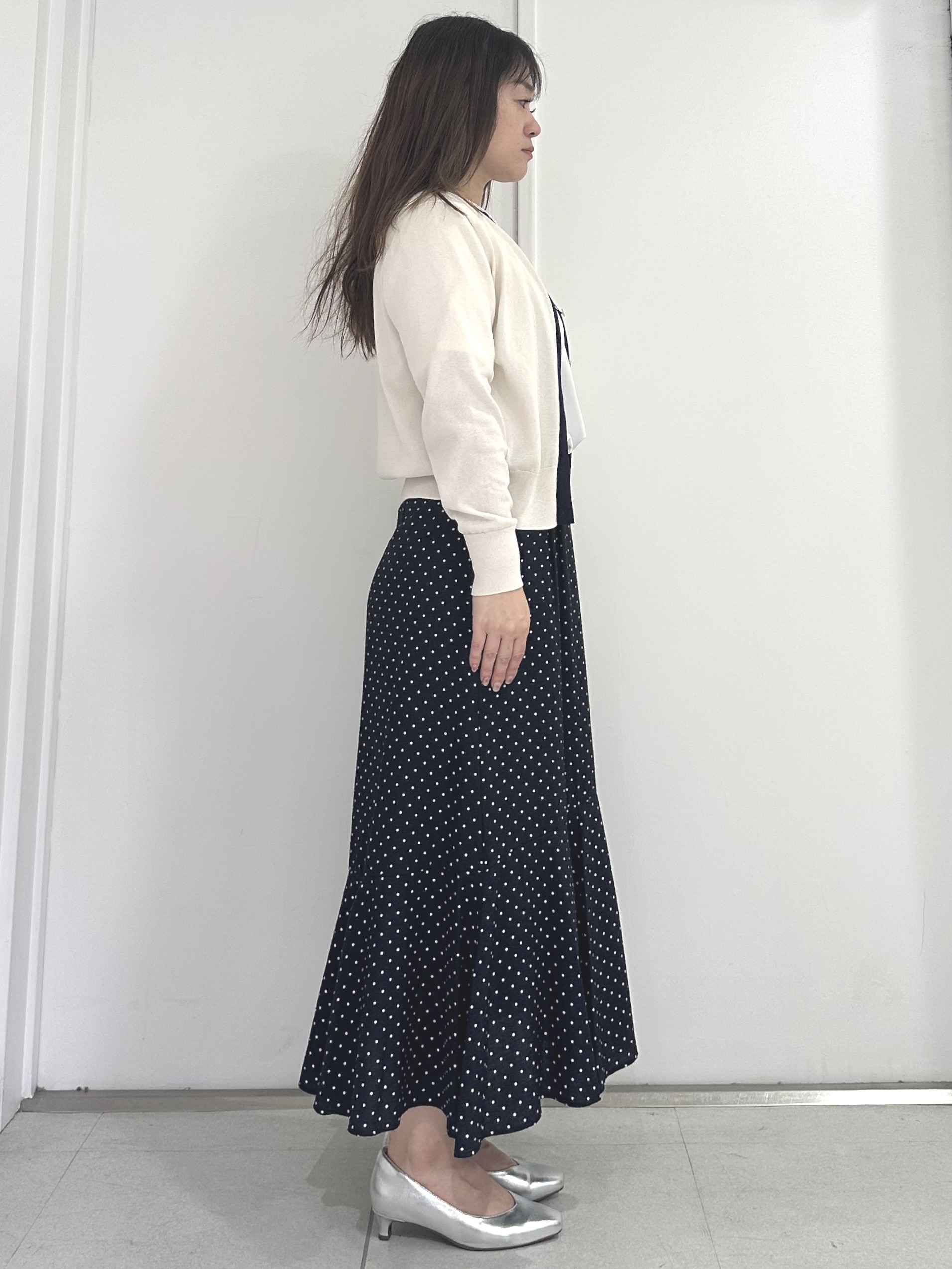 miさんの「Reflect｜【アンサンブル可】バイカラーカーディガン」を使ったコーディネート