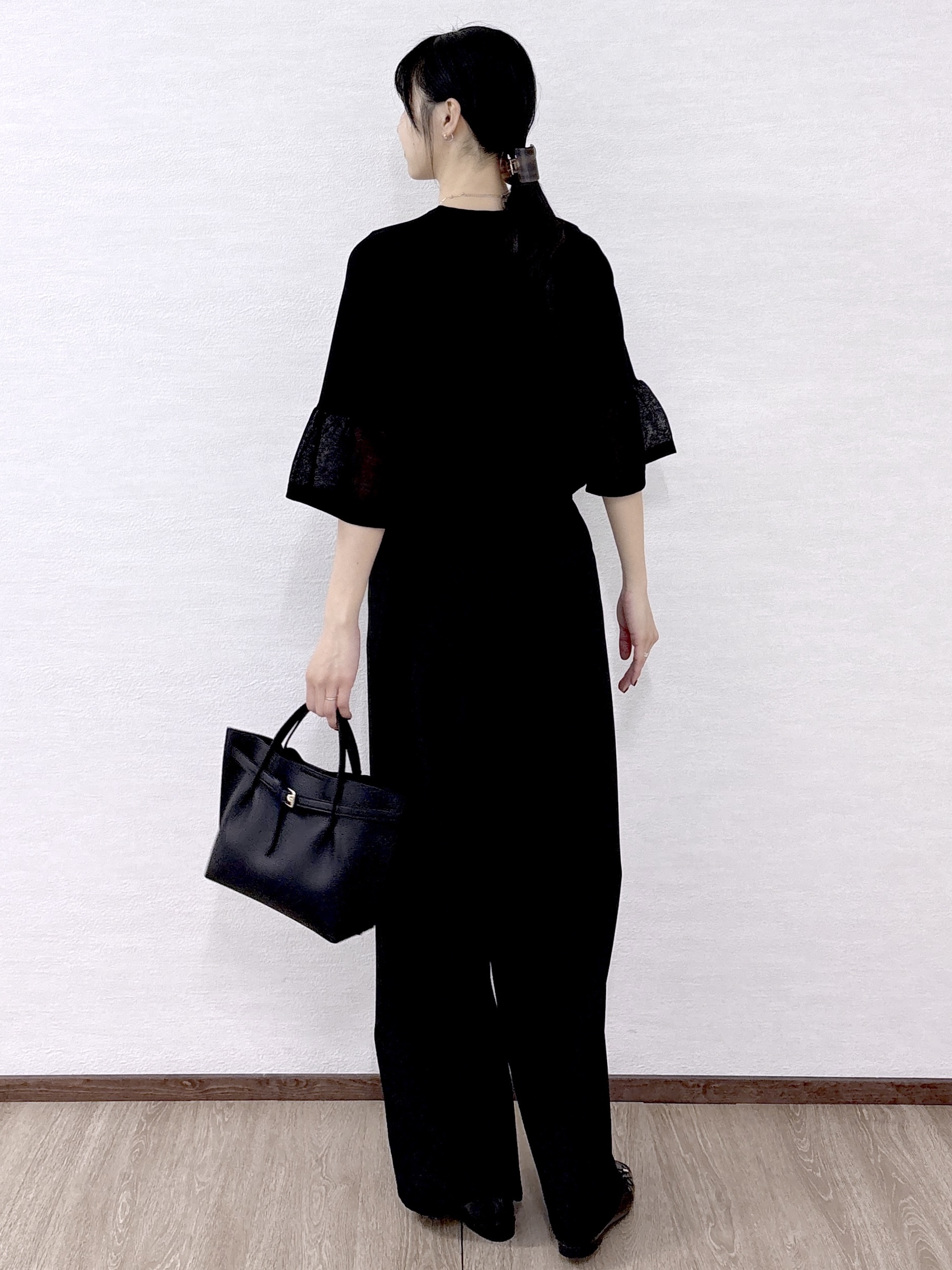 sachikoさんの「OPAQUE.CLIP｜シアーフレアスリーブニット【洗濯機OK／抗ピル】」を使ったコーディネート