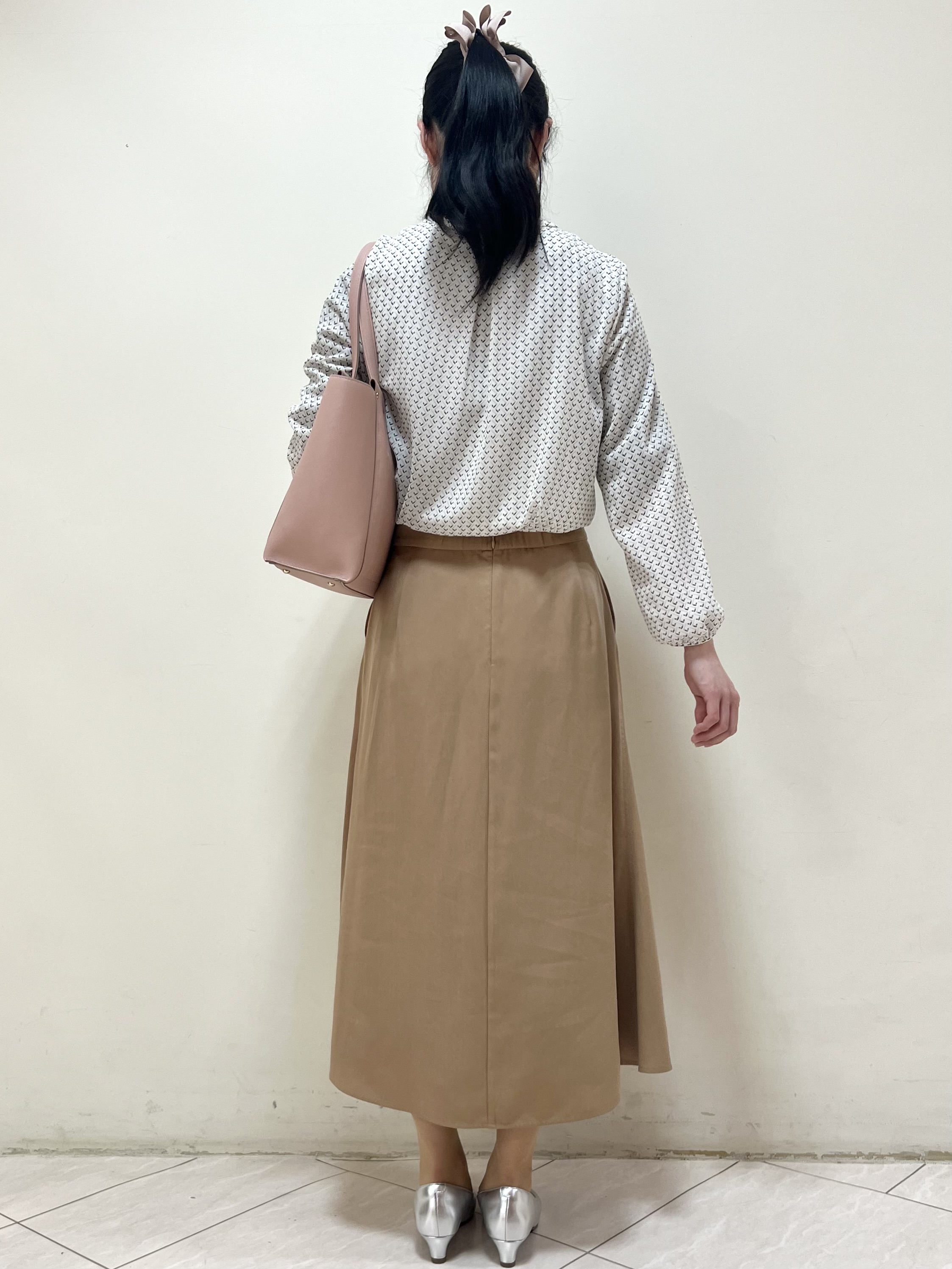 yanaさんの「Reflect｜【UVカット／接触冷感】フロントフリルシフォンブラウス」を使ったコーディネート
