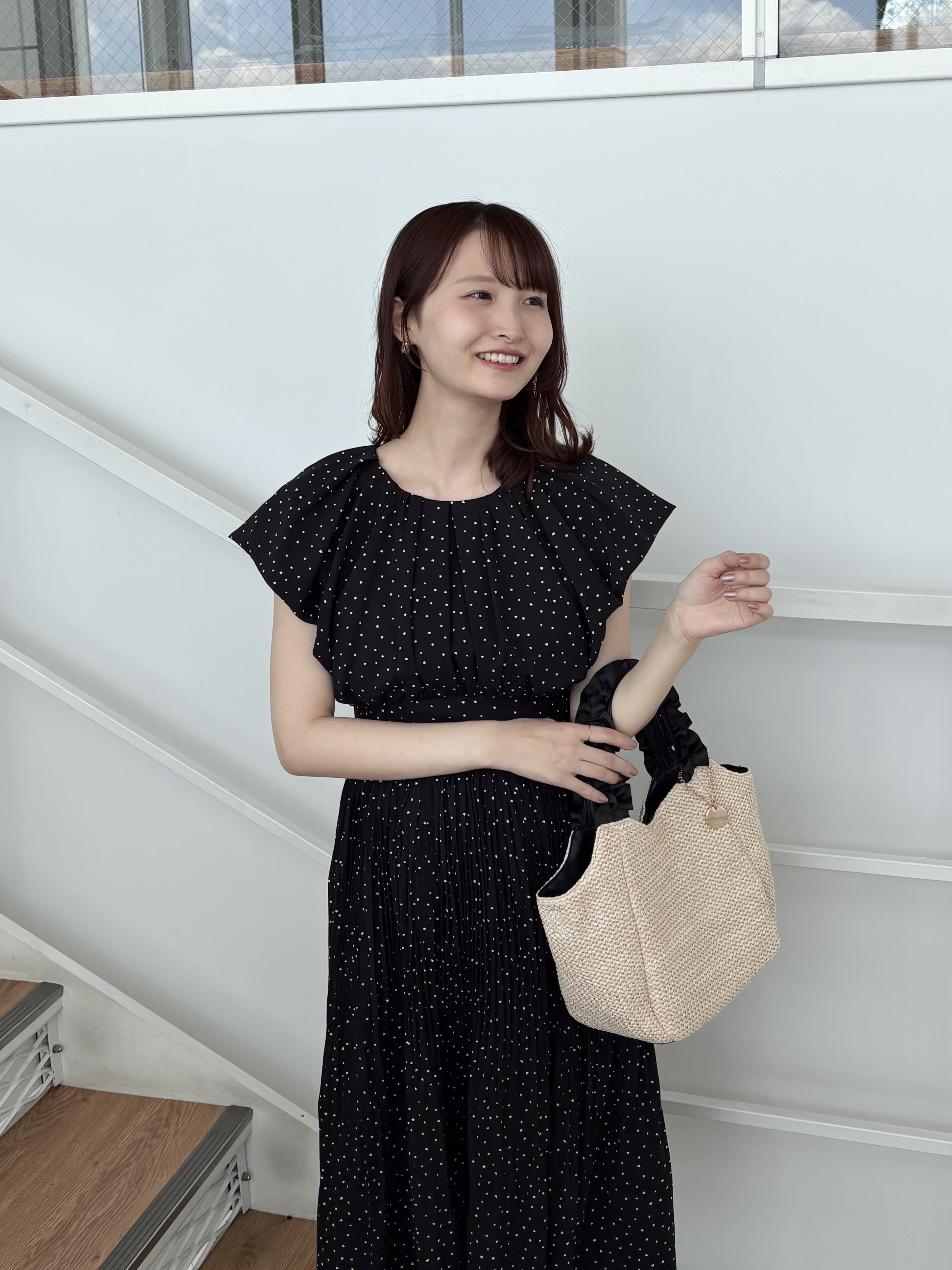 みさかさんの「index｜ハートドットバルーンスリーブワンピース【洗濯機OK／イージーアイロン】」を使ったコーディネート