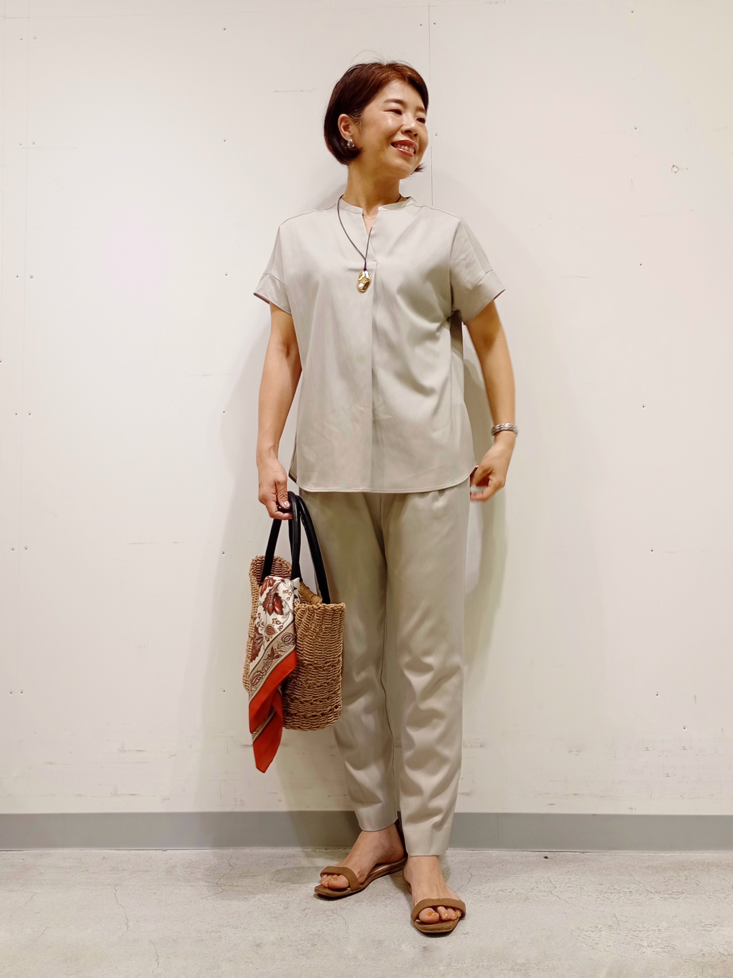 Kさんの「INDIVI｜【洗える／アンサンブル可能】シアースストライプカーディガン」を使ったコーディネート