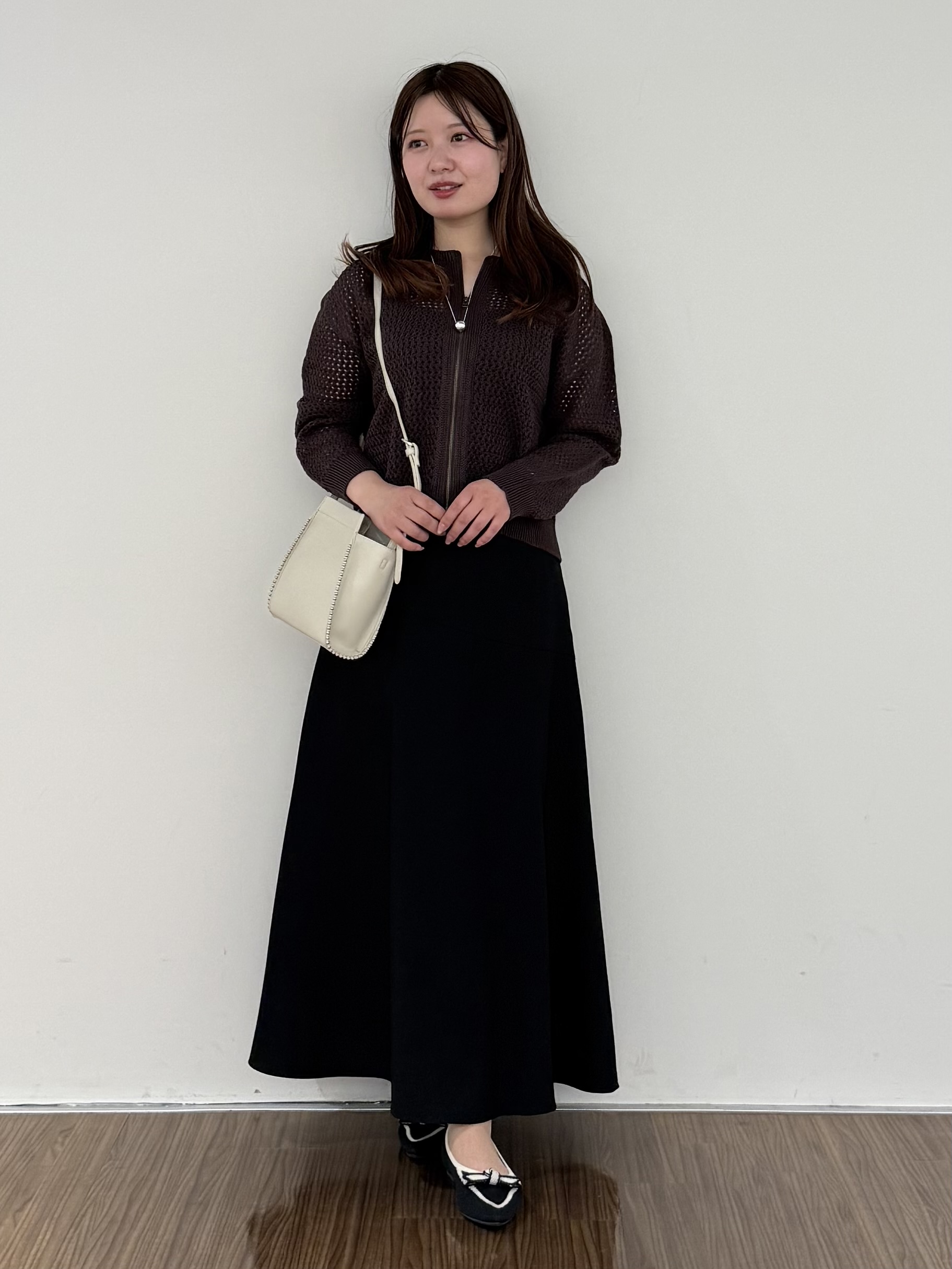 いくみさんの「UNTITLED｜【洗える／コットン】メッシュジップニットカーディガン」を使ったコーディネート