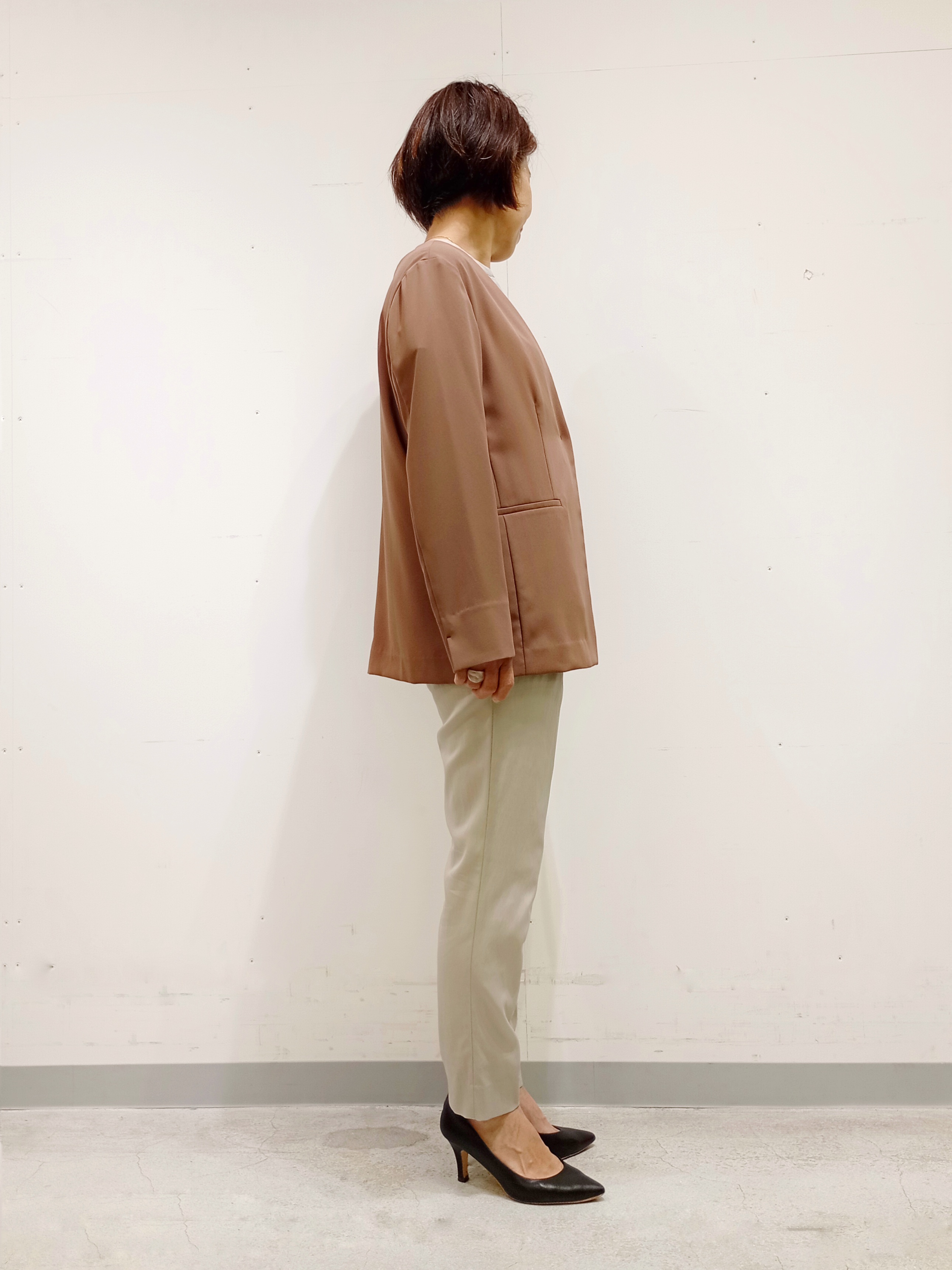Kさんの「INDIVI｜【さらに軽く軽快！／着る日傘】ノーカラージャケット」を使ったコーディネート