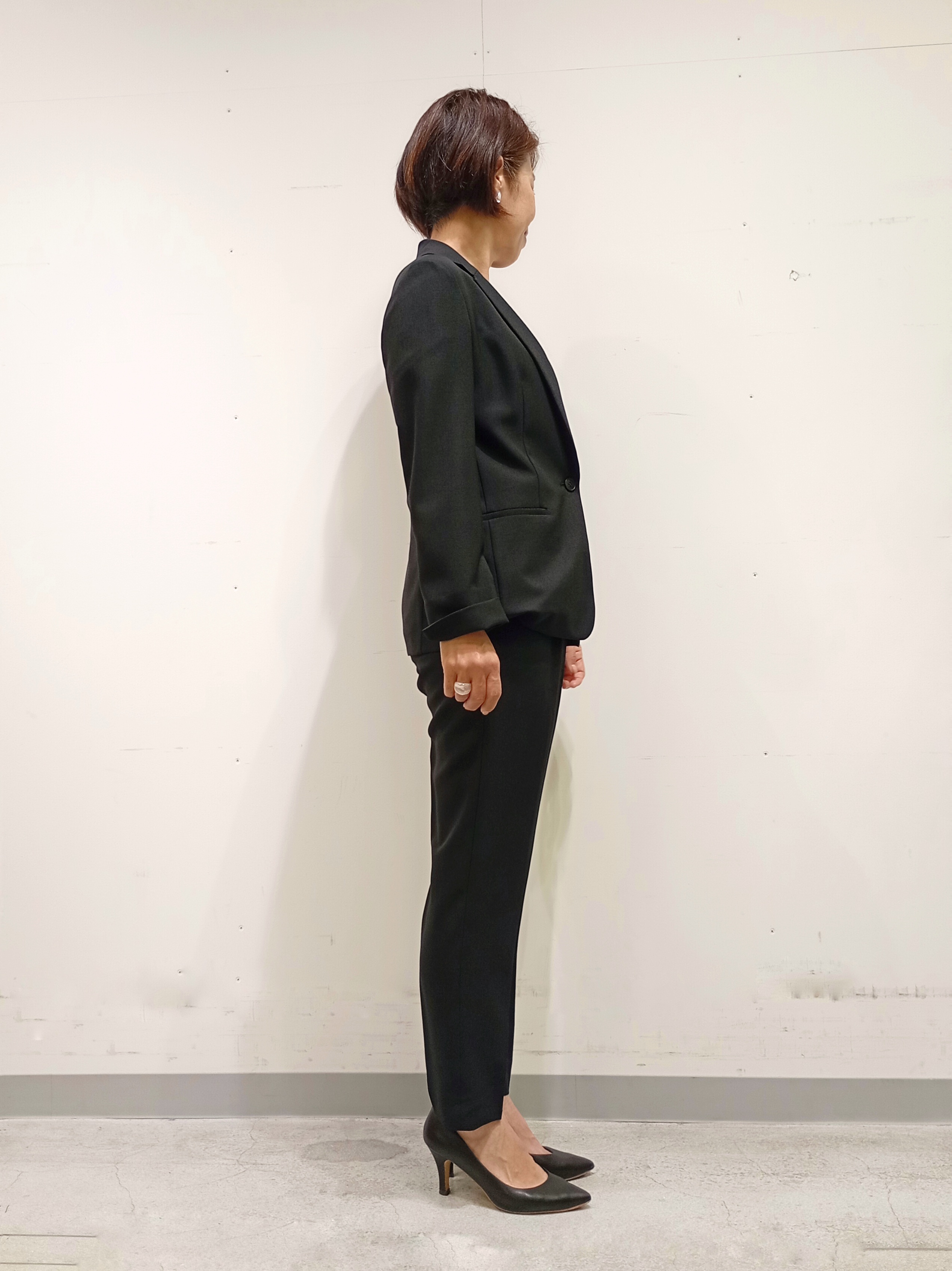 Kさんの「INDIVI｜【洗える／UVケア】幾何学柄＆無地 タックVネック 半袖ブラウス」を使ったコーディネート