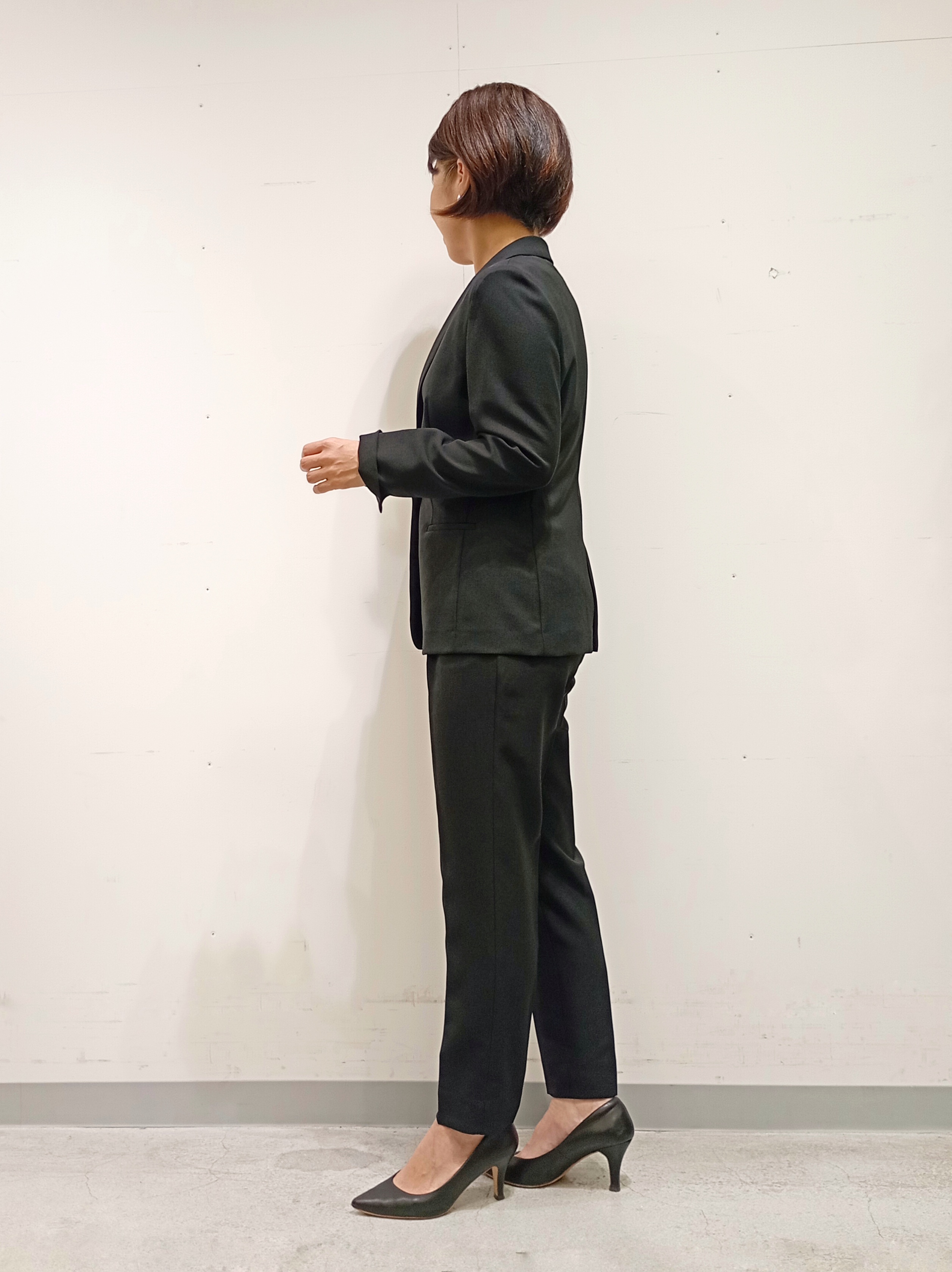 Kさんの「INDIVI｜【洗える／UVケア】幾何学柄＆無地 タックVネック 半袖ブラウス」を使ったコーディネート