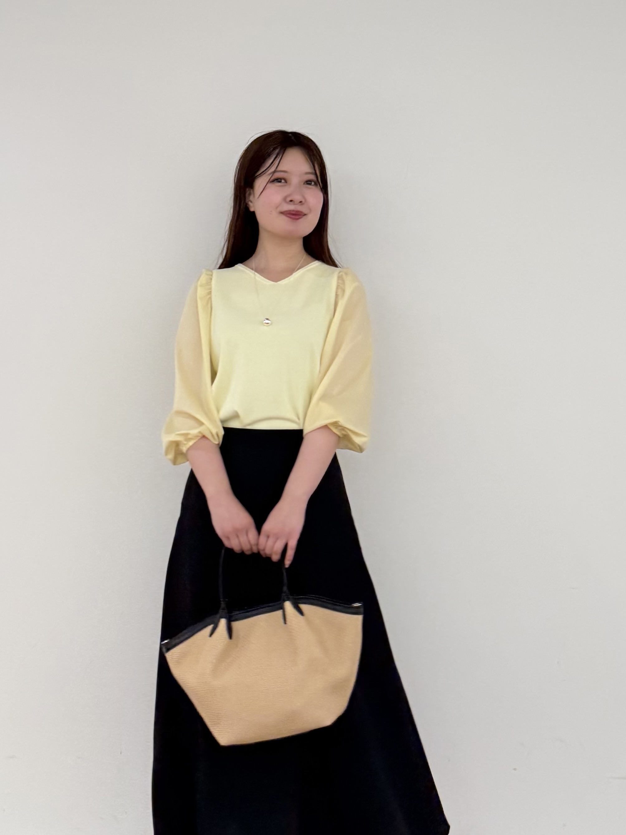 いくみさんの「UNTITLED｜【洗える／UVケア／すっきり見え】ナローフレアスカート」を使ったコーディネート