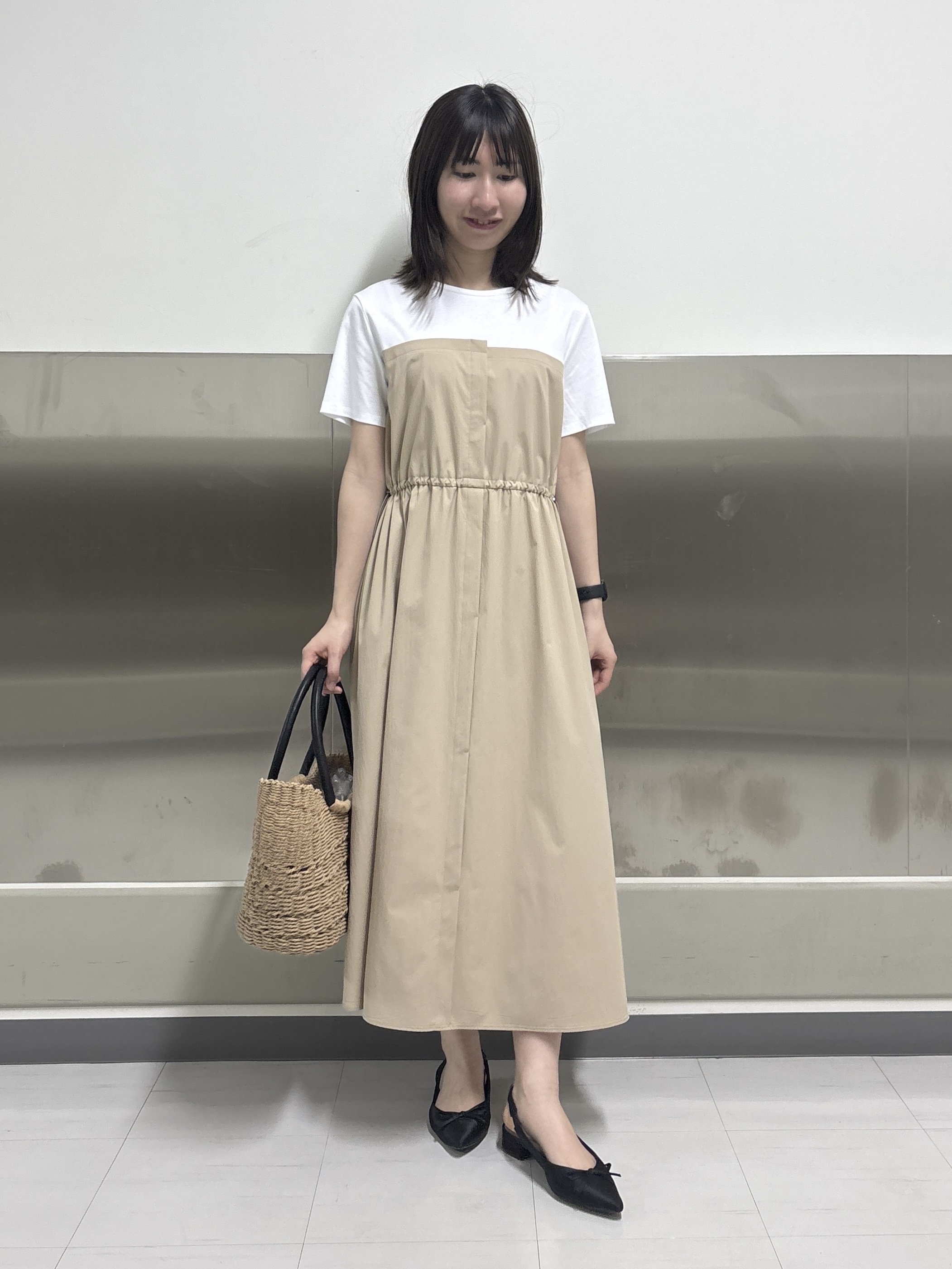 Yoshimiさんの「INDIVI｜【洗える／1枚でキマる／ドロスト付】ビスチェ風ドッキングTワンピース」を使ったコーディネート