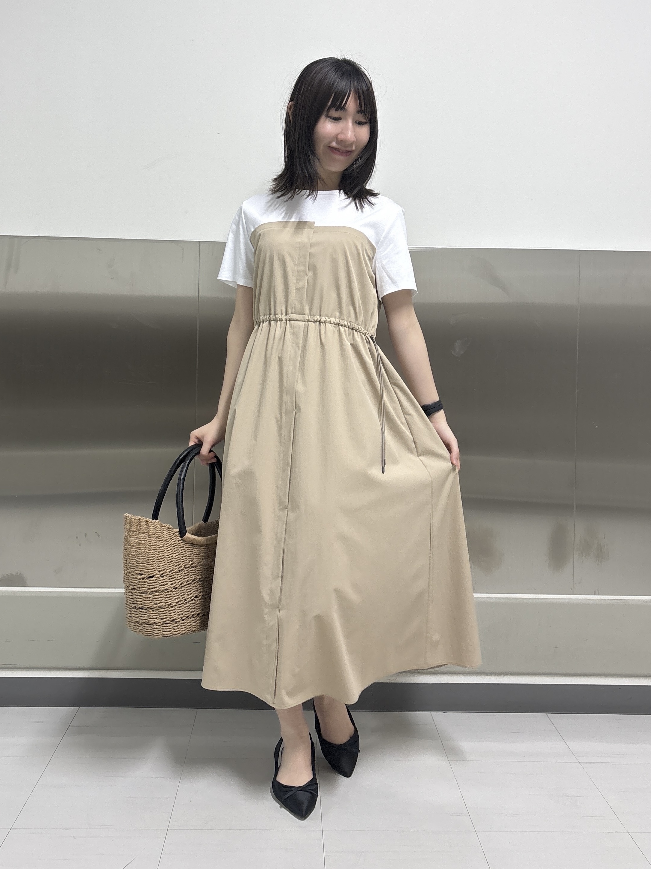 Yoshimiさんの「INDIVI｜【洗える／1枚でキマる／ドロスト付】ビスチェ風ドッキングTワンピース」を使ったコーディネート