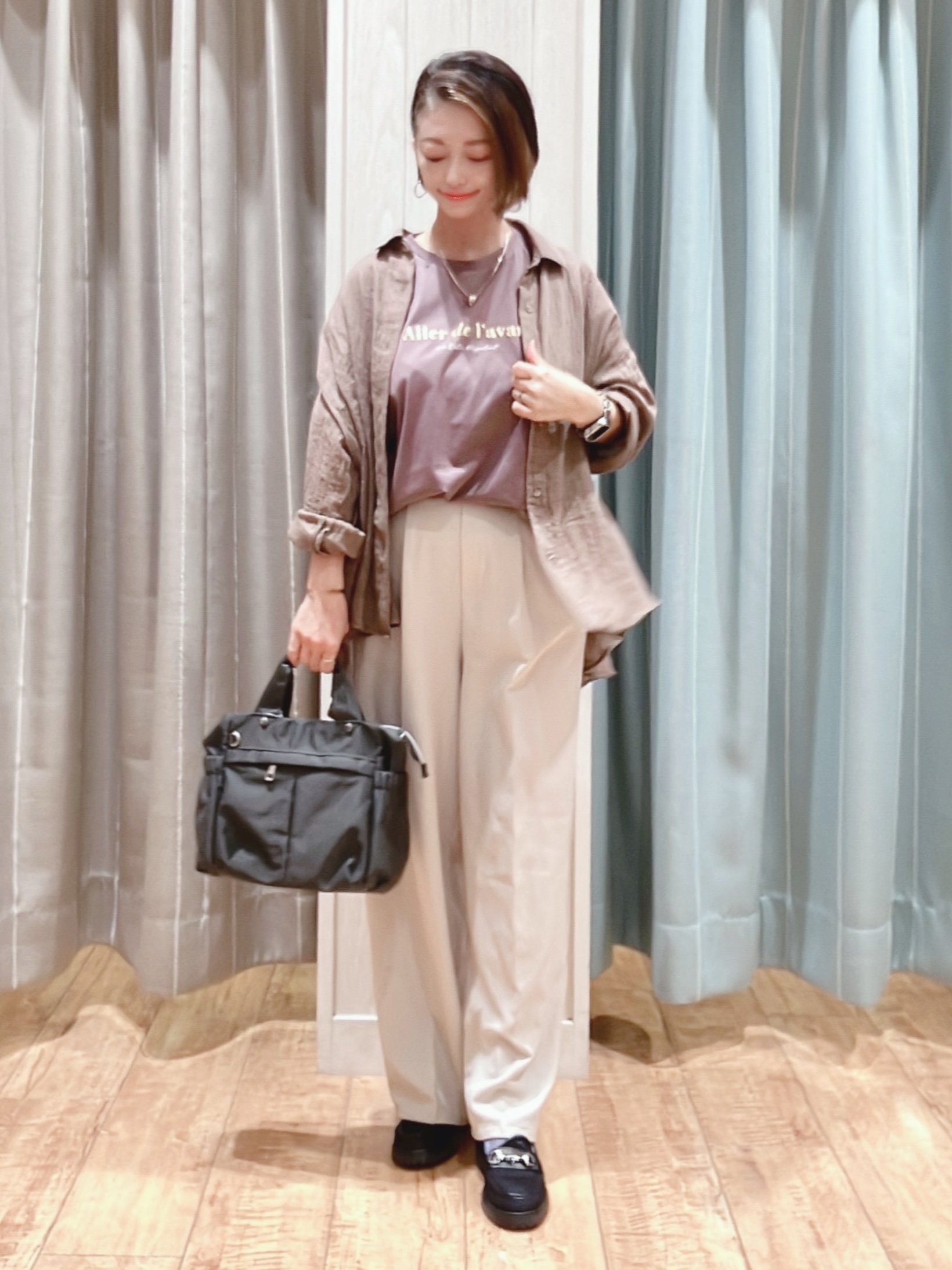 aaamiさんの「SHOO･LA･RUE｜【体型カバー】ふんわり質感 やわらかこなれシアーシャツ」を使ったコーディネート