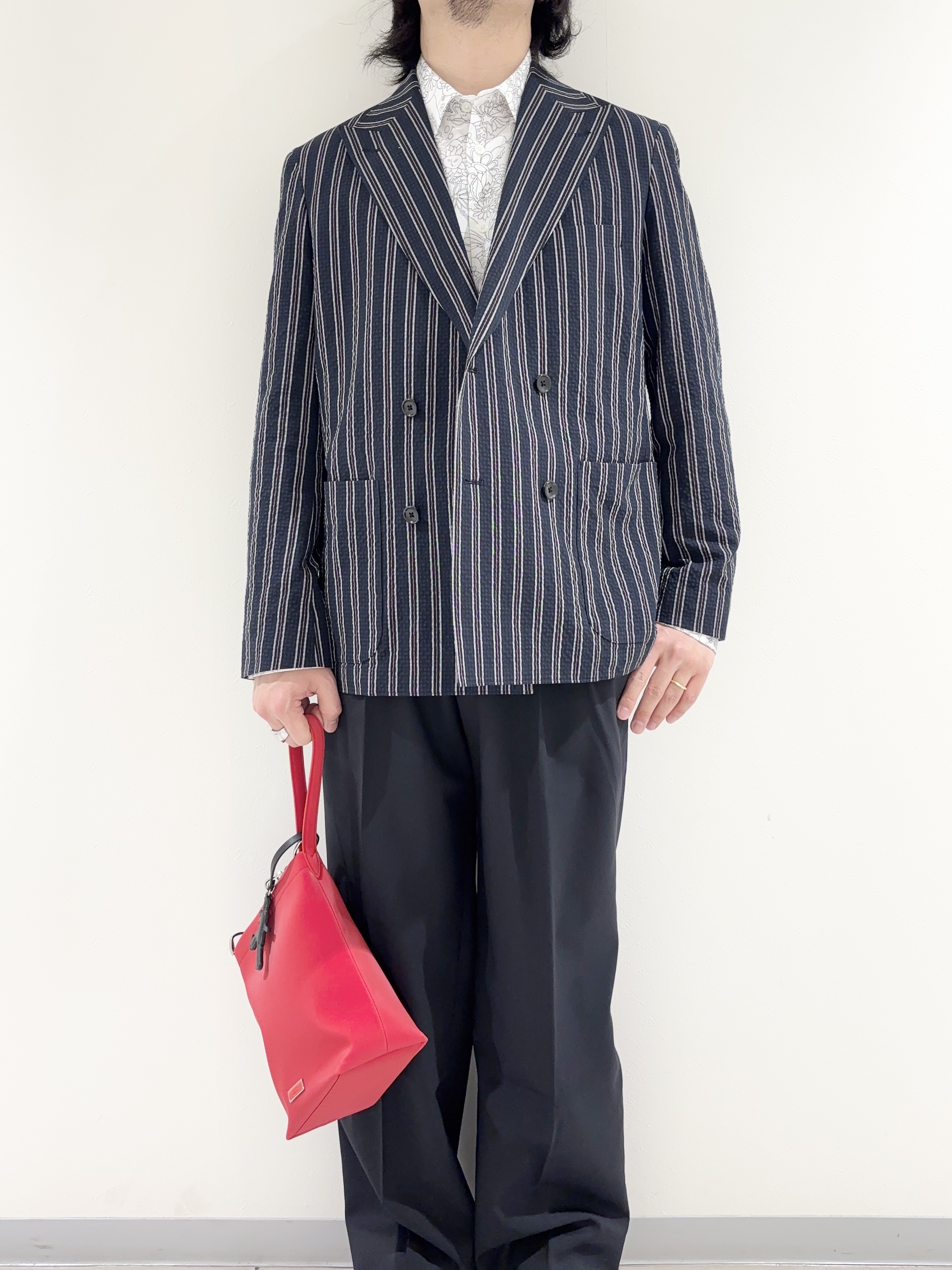 及川さんの「TAKEO KIKUCHI｜【BOWLER HAT LABEL】サッカーストライプ ダブルジャケット」を使ったコーディネート