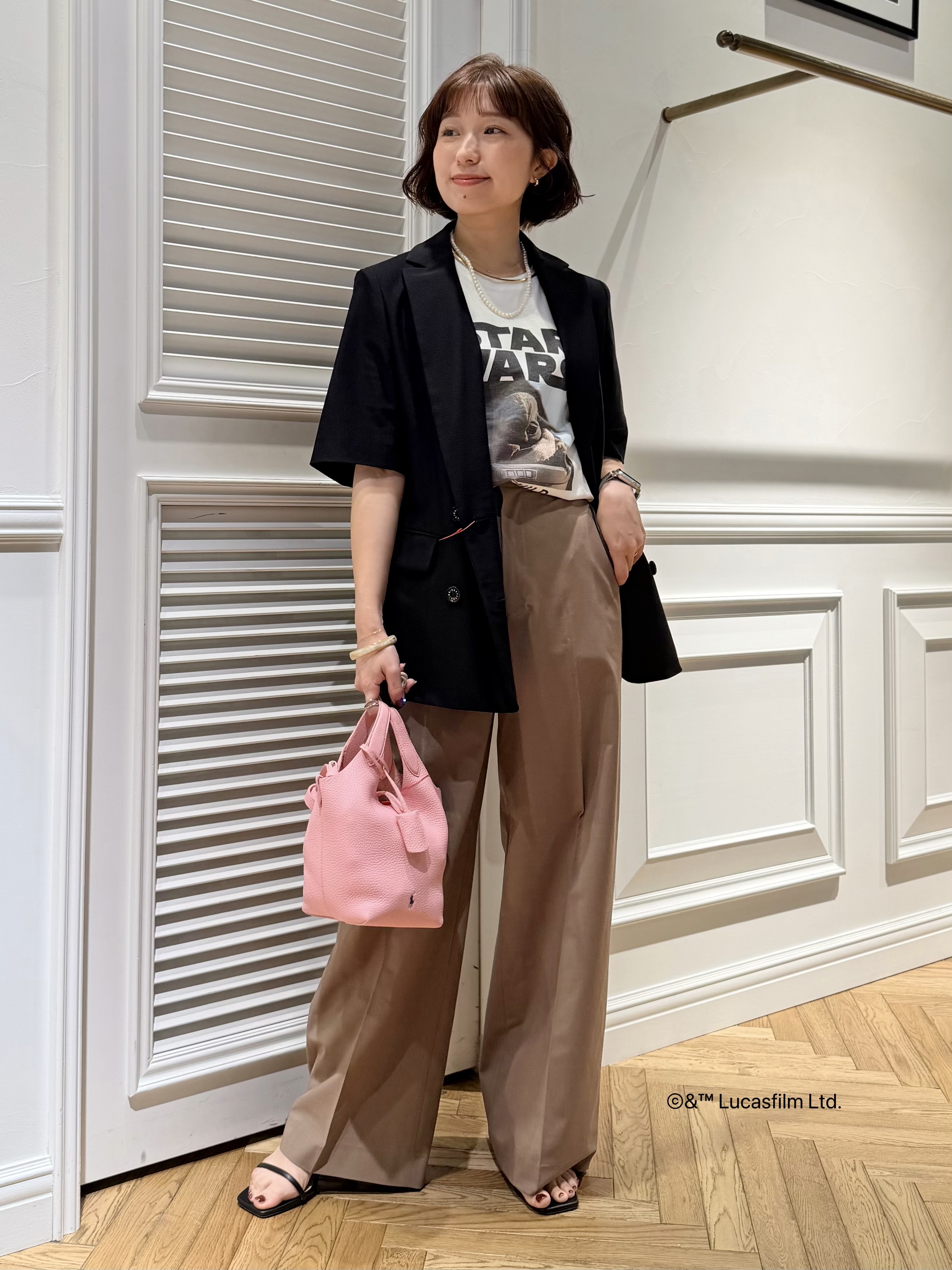 つじ まこさんの「DRESSTERIOR｜【接触冷感/UVカット/ウォッシャブル】エアトールハーフスリーブダブルジャケット」を使ったコーディネート