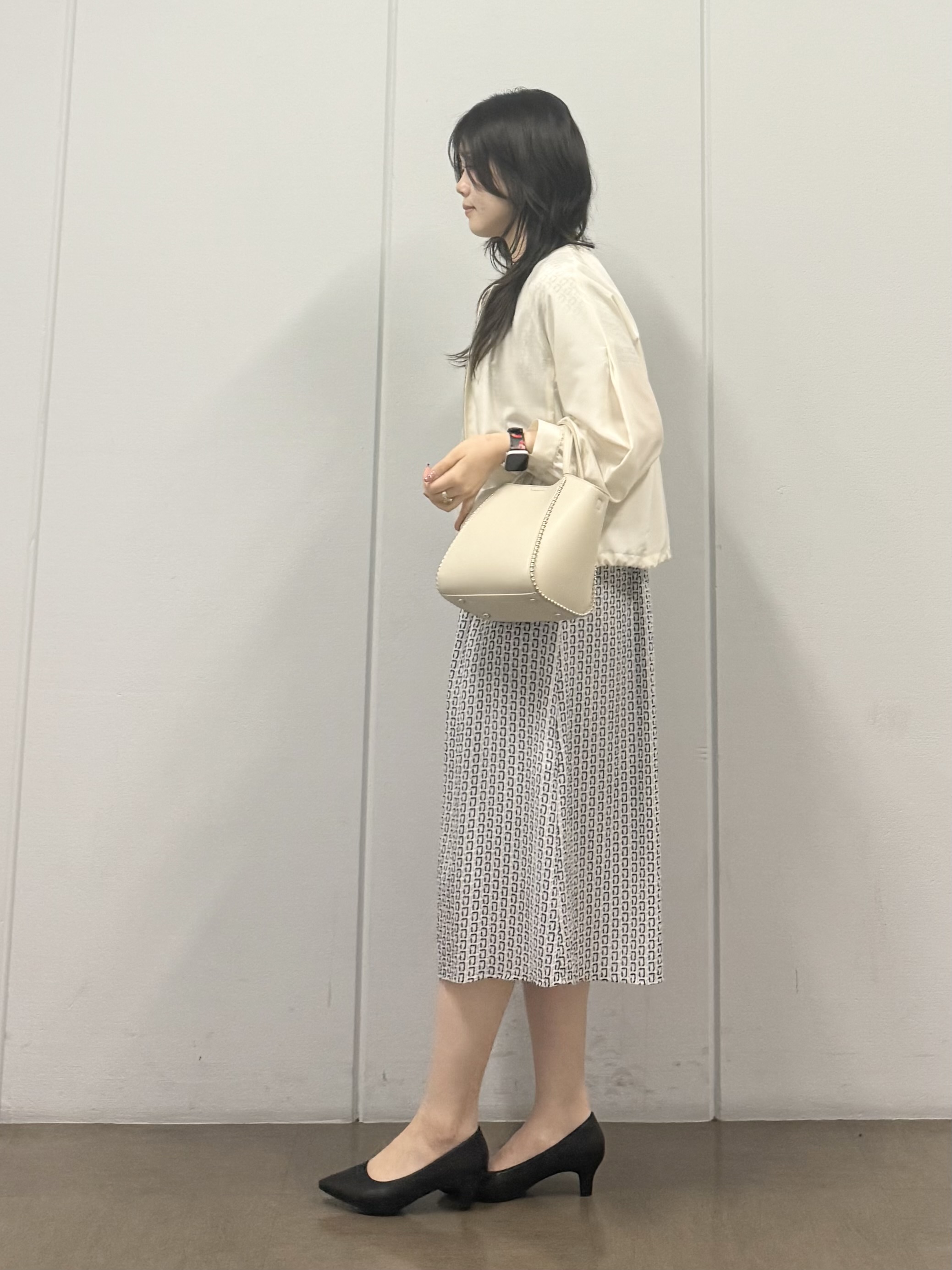 mizukiさんの「INDIVI｜【洗える／大人シアー】エアリー バルーンブルゾン」を使ったコーディネート