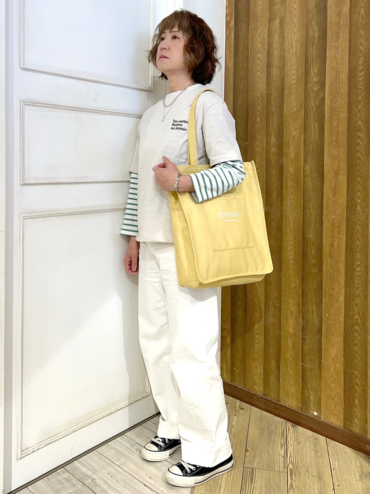 yuriyuriさんの「SHOO･LA･RUE｜【綿100%/S-LL/プチプラ】ゆるシルエット シンプルTシャツ」を使ったコーディネート