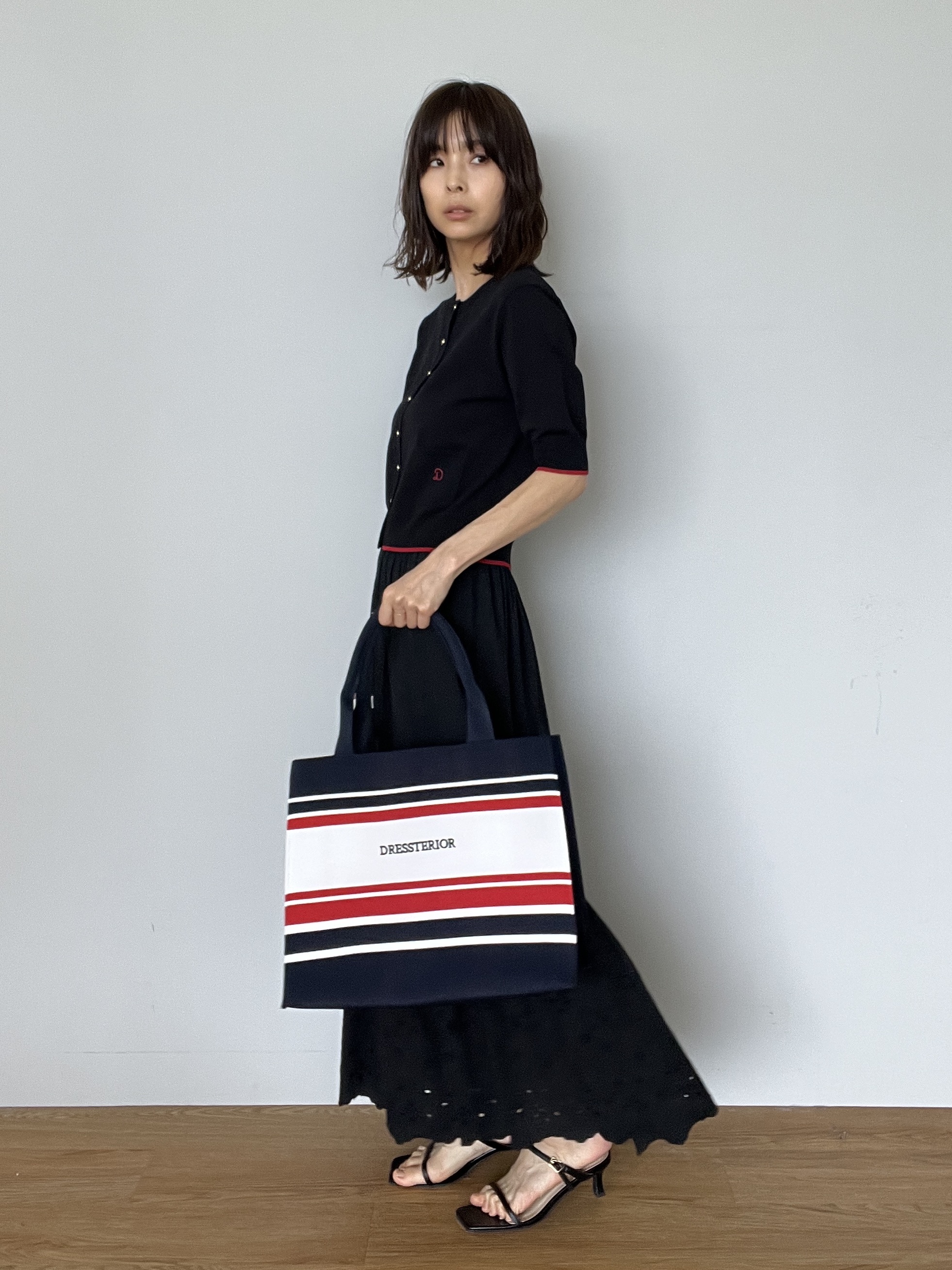 misaさんの「DRESSTERIOR｜【UVカット/ウォッシャブル】クールタッチ ニットカーディガン」を使ったコーディネート