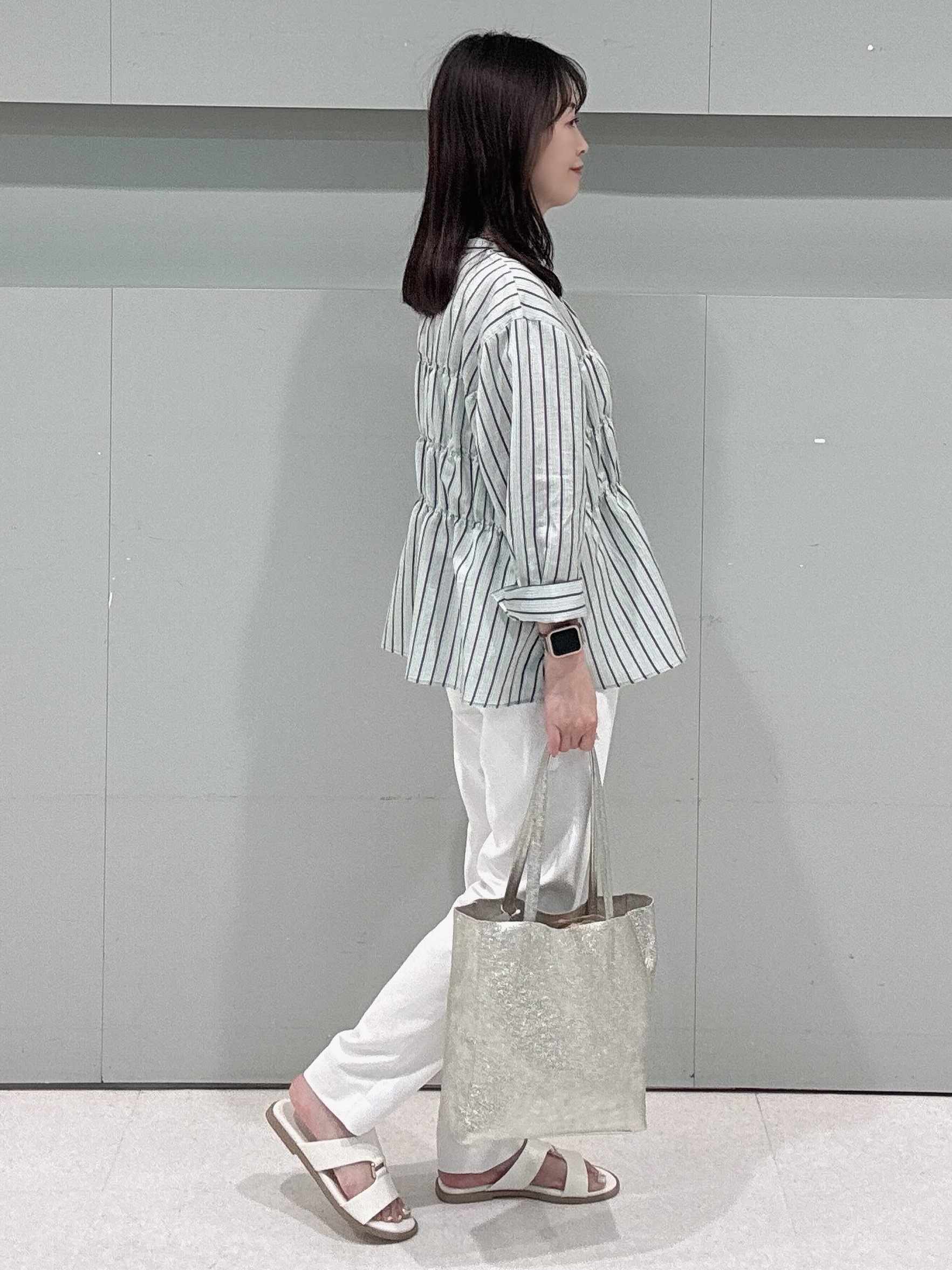 makiさんの「UNTITLED｜ストライプシャーリングブラウス」を使ったコーディネート