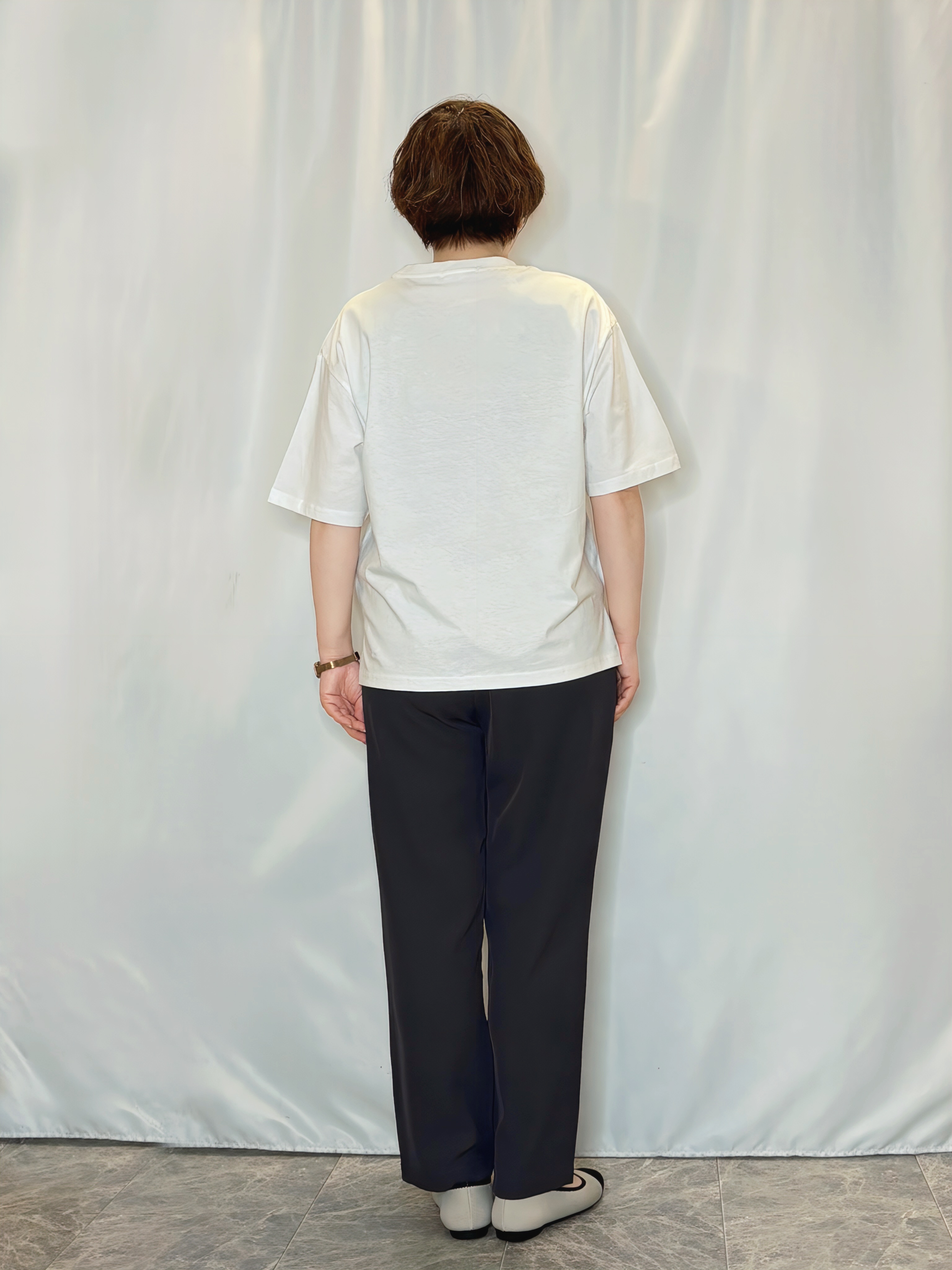 たみさんの「SHOO･LA･RUE｜【ひんやり/S-LL/体型カバー】ペプラムフリルとゴールドパーツが女性らしい UVパーカ」を使ったコーディネート