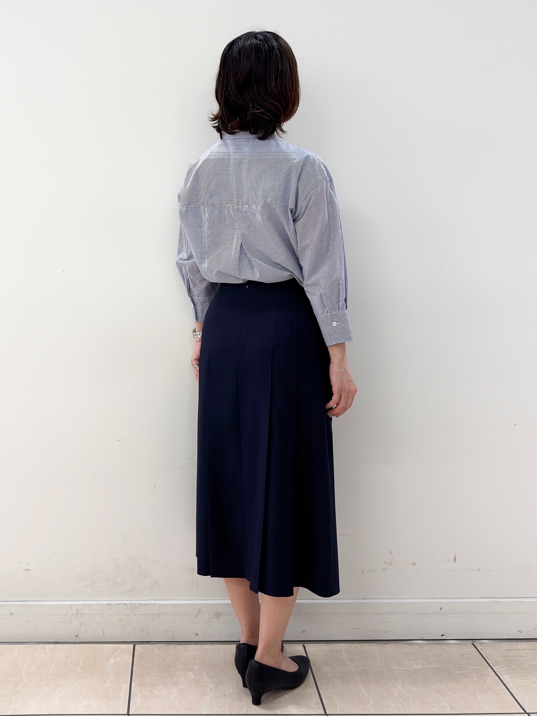 KIKIさんの「Reflect｜【接触冷感】八分袖フロントフリルブラウス」を使ったコーディネート