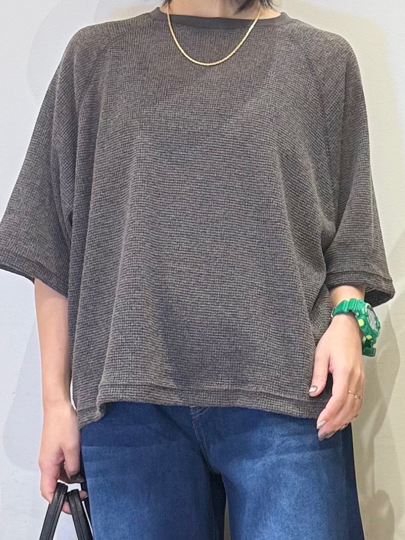 misakiさんの「SHOO･LA･RUE｜【S-LL】シアーワッフル ラグラン5分袖ゆるTシャツ」を使ったコーディネート