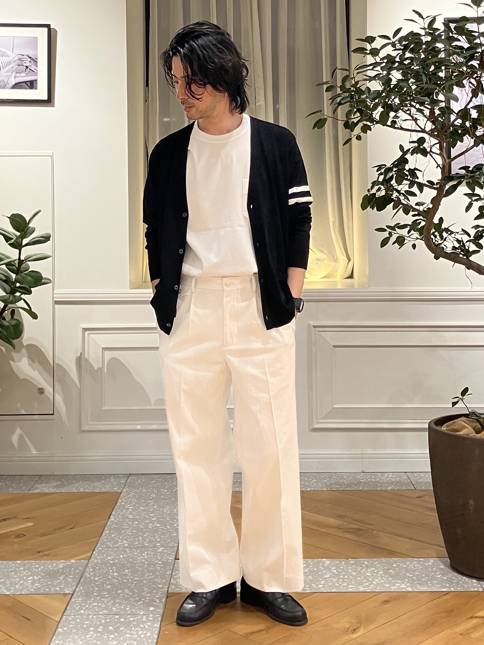 junyaさんの「DRESSTERIOR｜【ウォッシャブル】コットンシルク ニットカーディガン」を使ったコーディネート