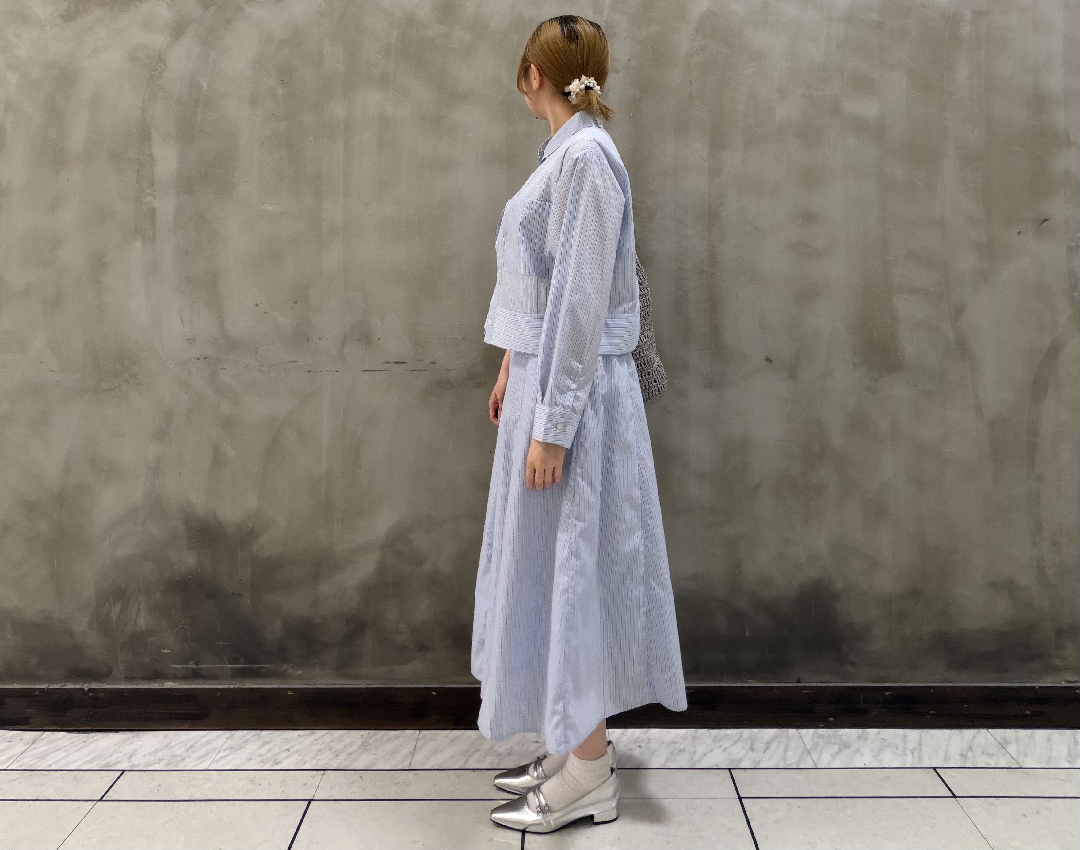 maiさんの「grove｜【貴島明日香さん着用／イージーケア／接触冷感】麻混クロップドシャツ」を使ったコーディネート