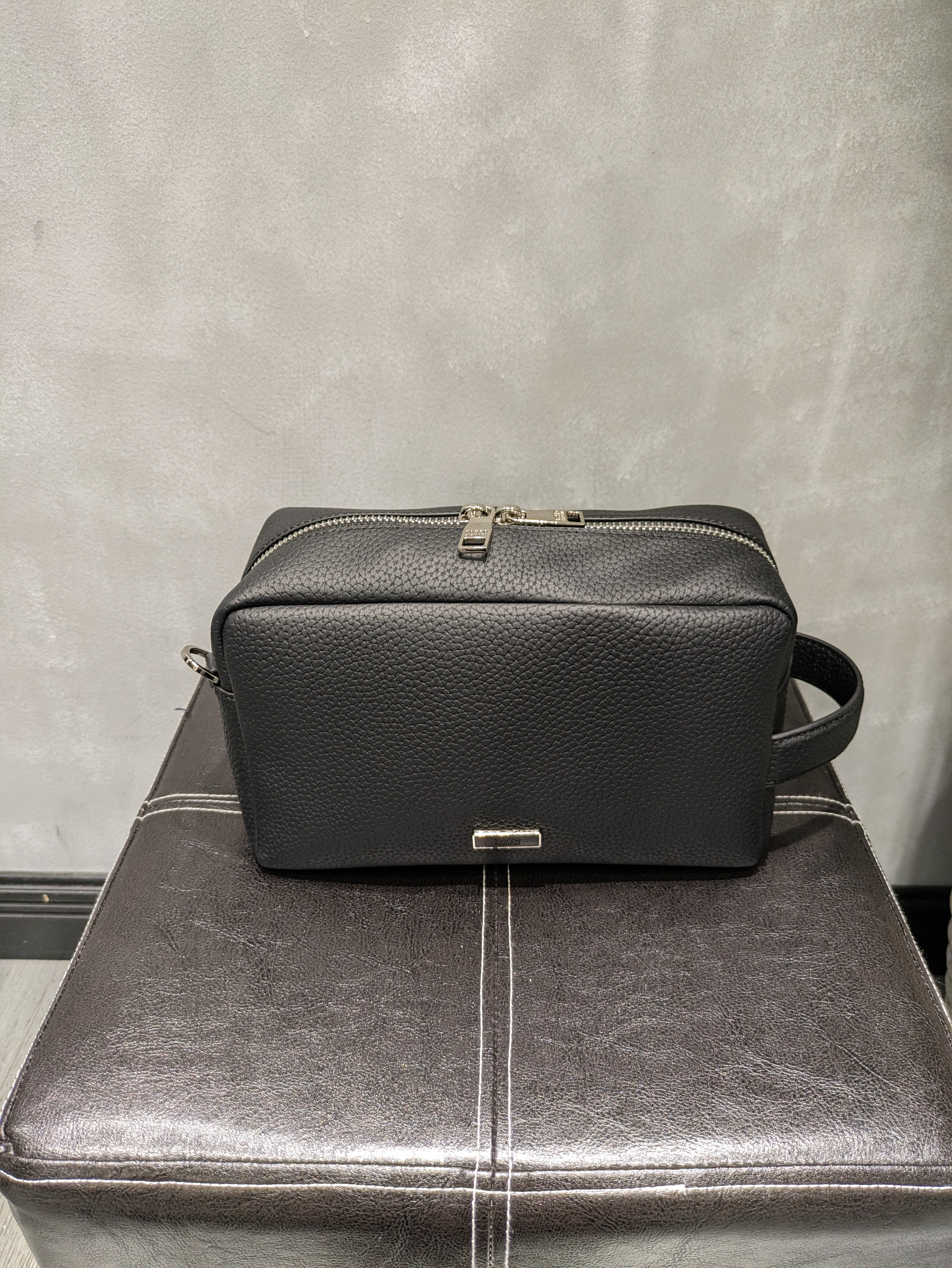 じゅんさんの「TAKEO KIKUCHI｜ドライビングショルダーバッグ」を使ったコーディネート