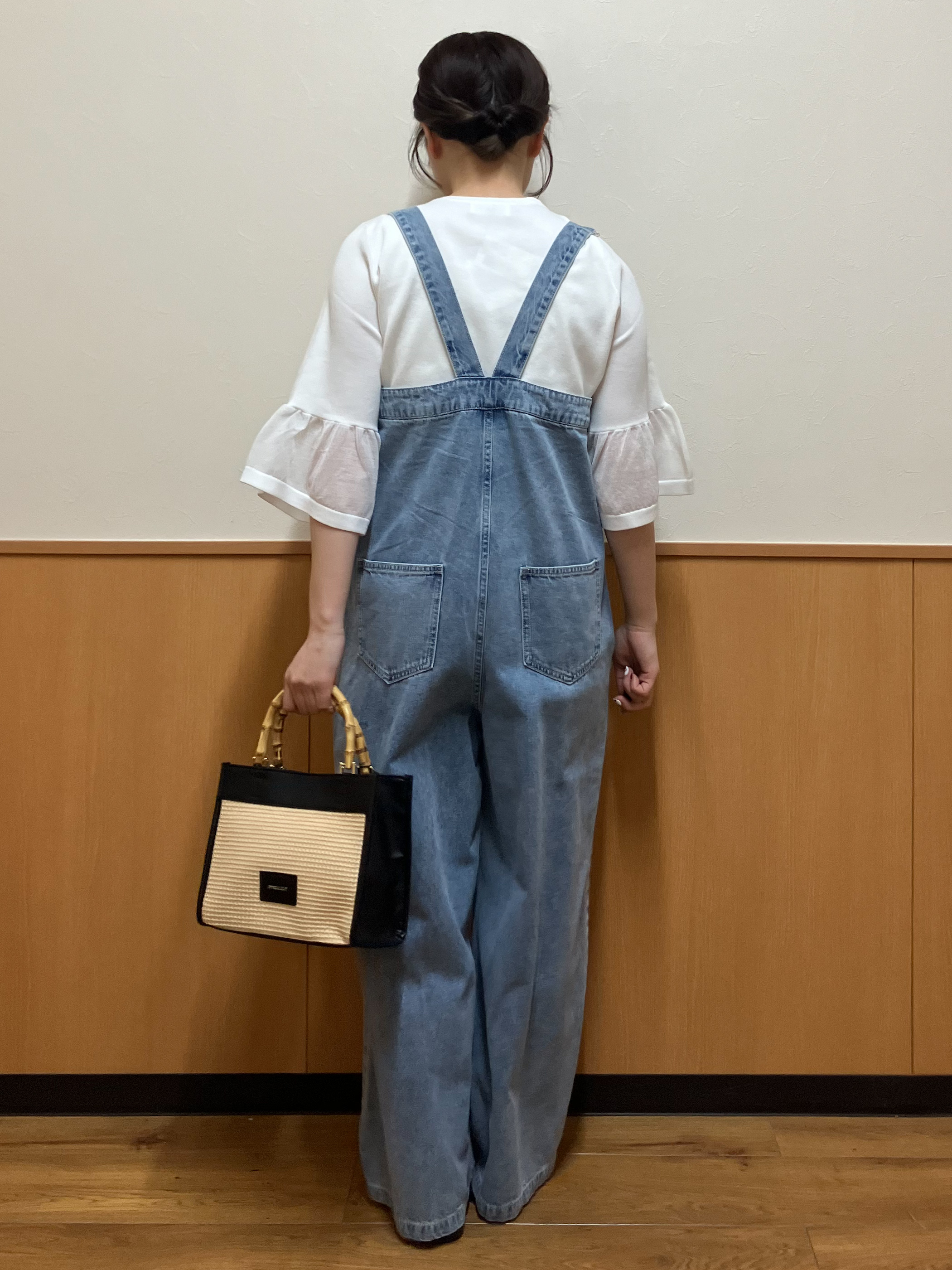 MAYUKIさんの「index｜デニムサロペット【洗濯機ＯＫ】」を使ったコーディネート