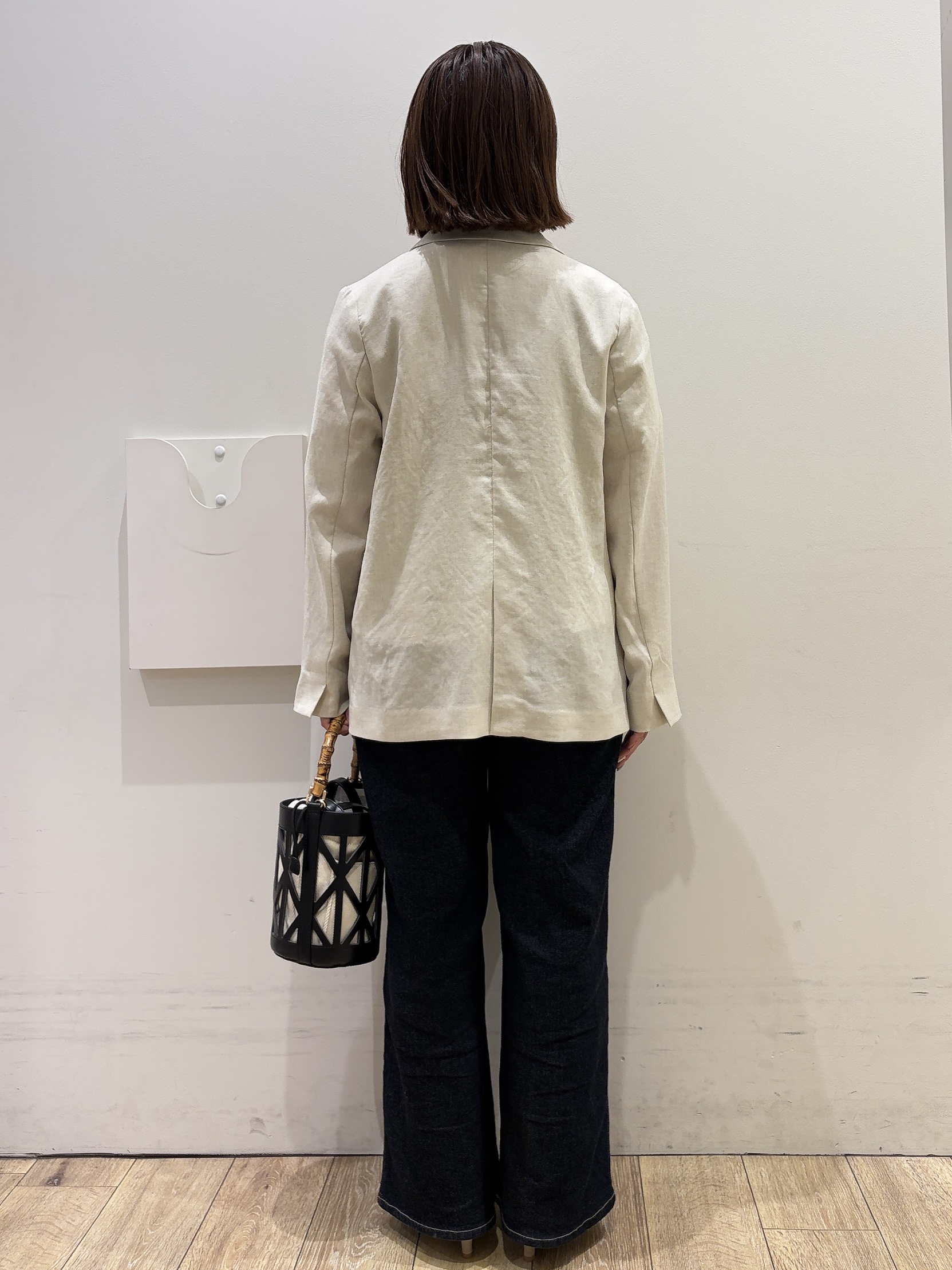 YUKOさんの「index｜フリルペプラムシャツブラウス【洗濯機OK】」を使ったコーディネート