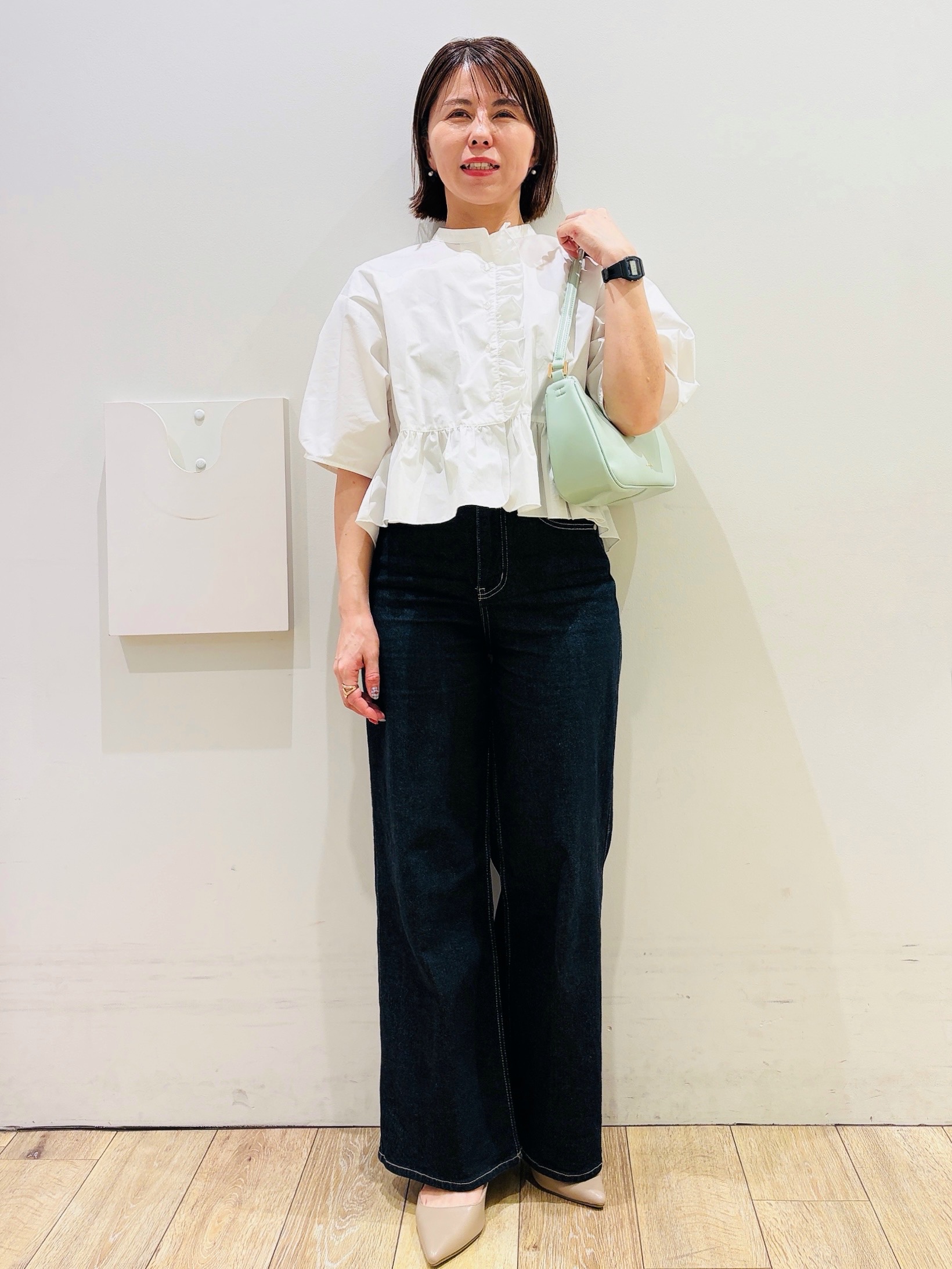 YUKOさんの「index｜フリルペプラムシャツブラウス【洗濯機OK】」を使ったコーディネート