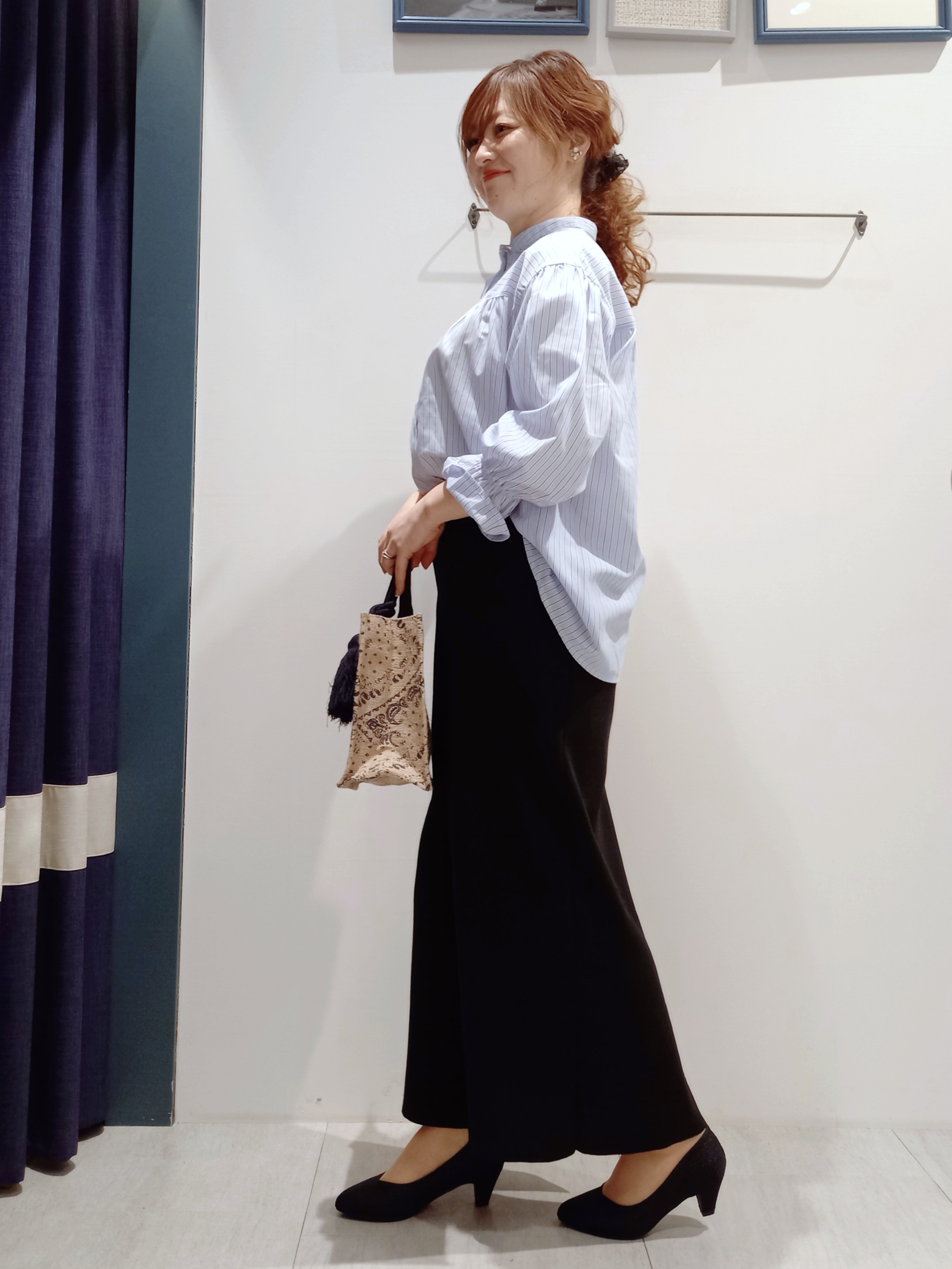 miiさんの「grove｜【貴島明日香さん着用／イージーケア／接触冷感】麻混スタンドギャザーシャツ」を使ったコーディネート