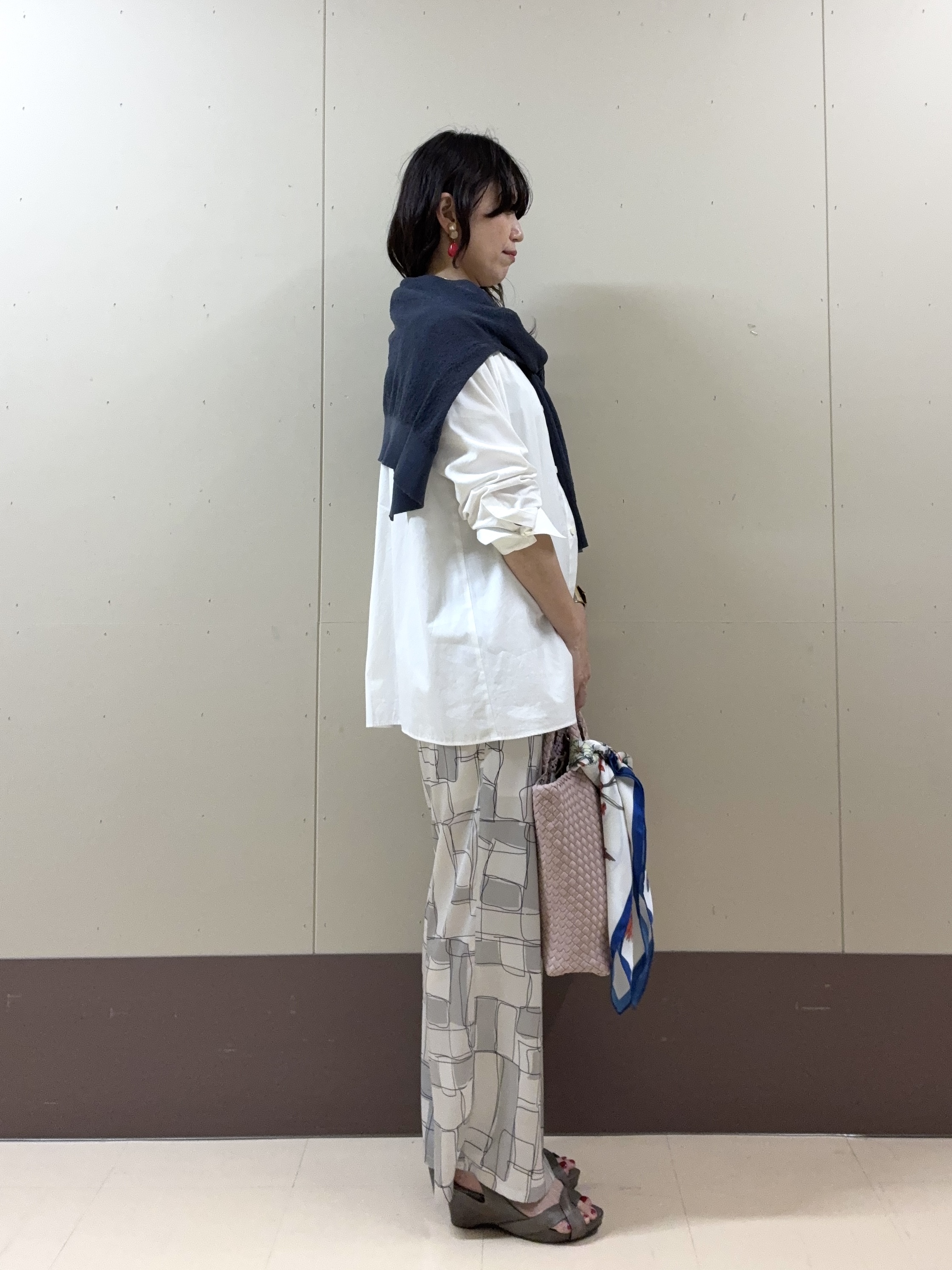 Noriさんの「UNTITLED｜【洗える】シアーニットカーディガン」を使ったコーディネート