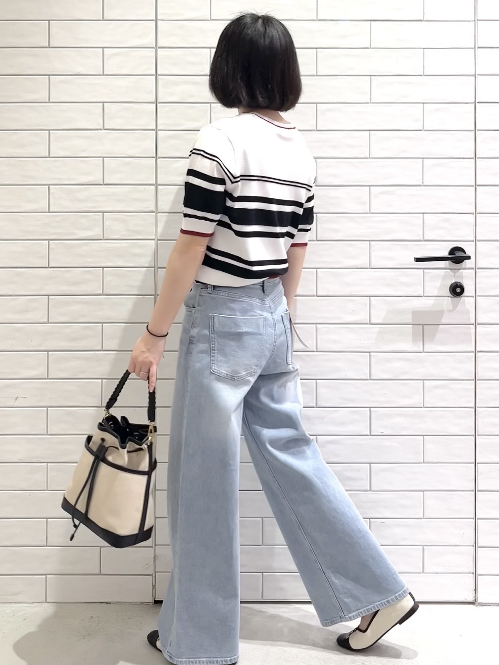 しおりさんの「OPAQUE.CLIP｜ランダムボーダーハーフスリーブニット【洗濯機OK】」を使ったコーディネート