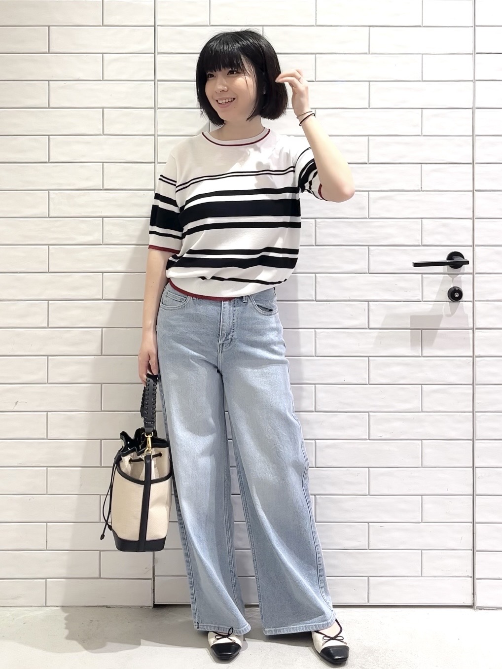 しおりさんの「OPAQUE.CLIP｜ランダムボーダーハーフスリーブニット【洗濯機OK】」を使ったコーディネート