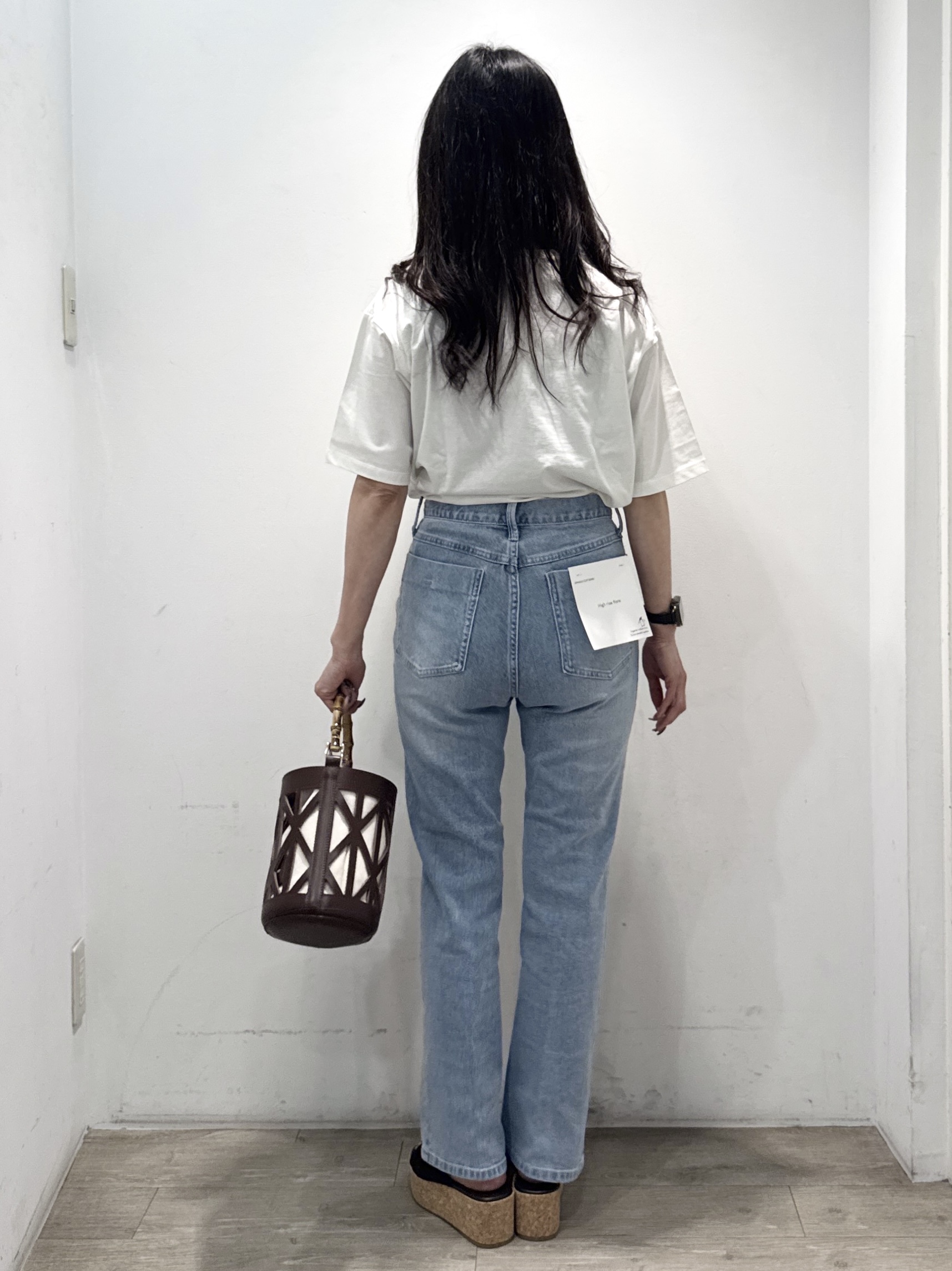 yuicciさんの「OPAQUE.CLIP｜ロゴプリントアソートTシャツ【洗濯機OK】」を使ったコーディネート