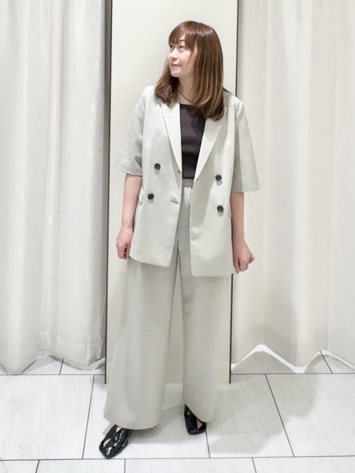 ʏᴜᴋɪᴋᴏさんの「UNTITLED｜【シワになりにくい/セットアップ可/接触冷感】ハーフスリーブジャケット」を使ったコーディネート