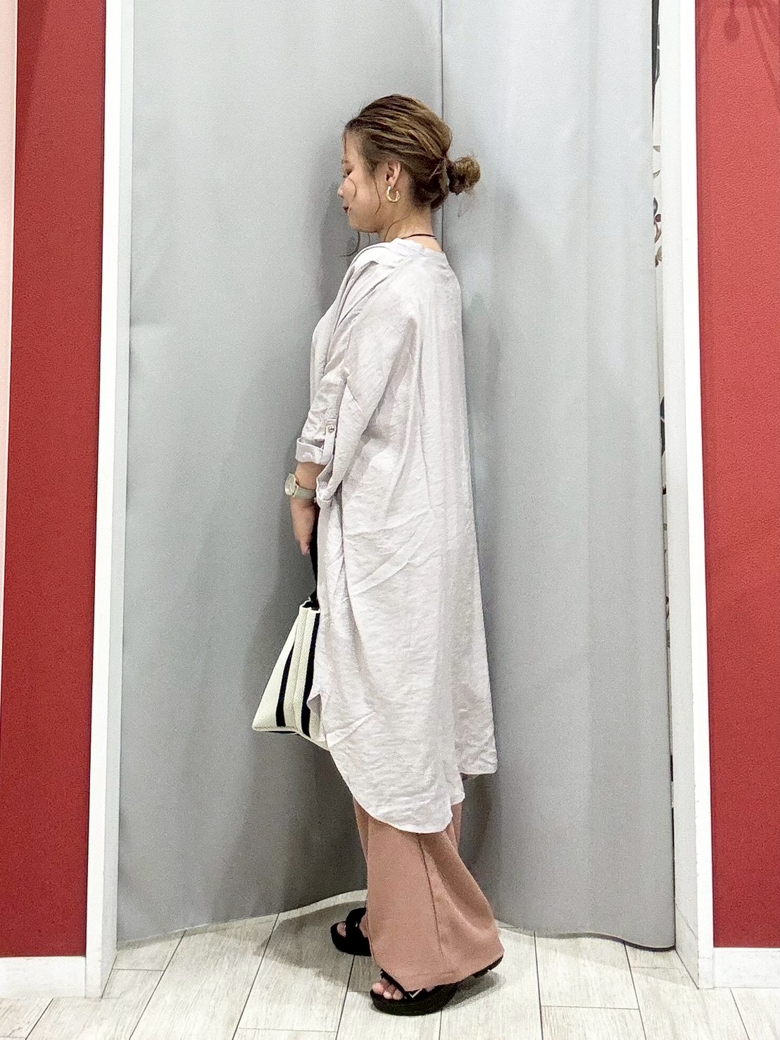shioさんの「SHOO･LA･RUE｜【ひんやり/S-LL/洗濯機可】体型カバー叶える 大人のゆるドルマンチュニック」を使ったコーディネート