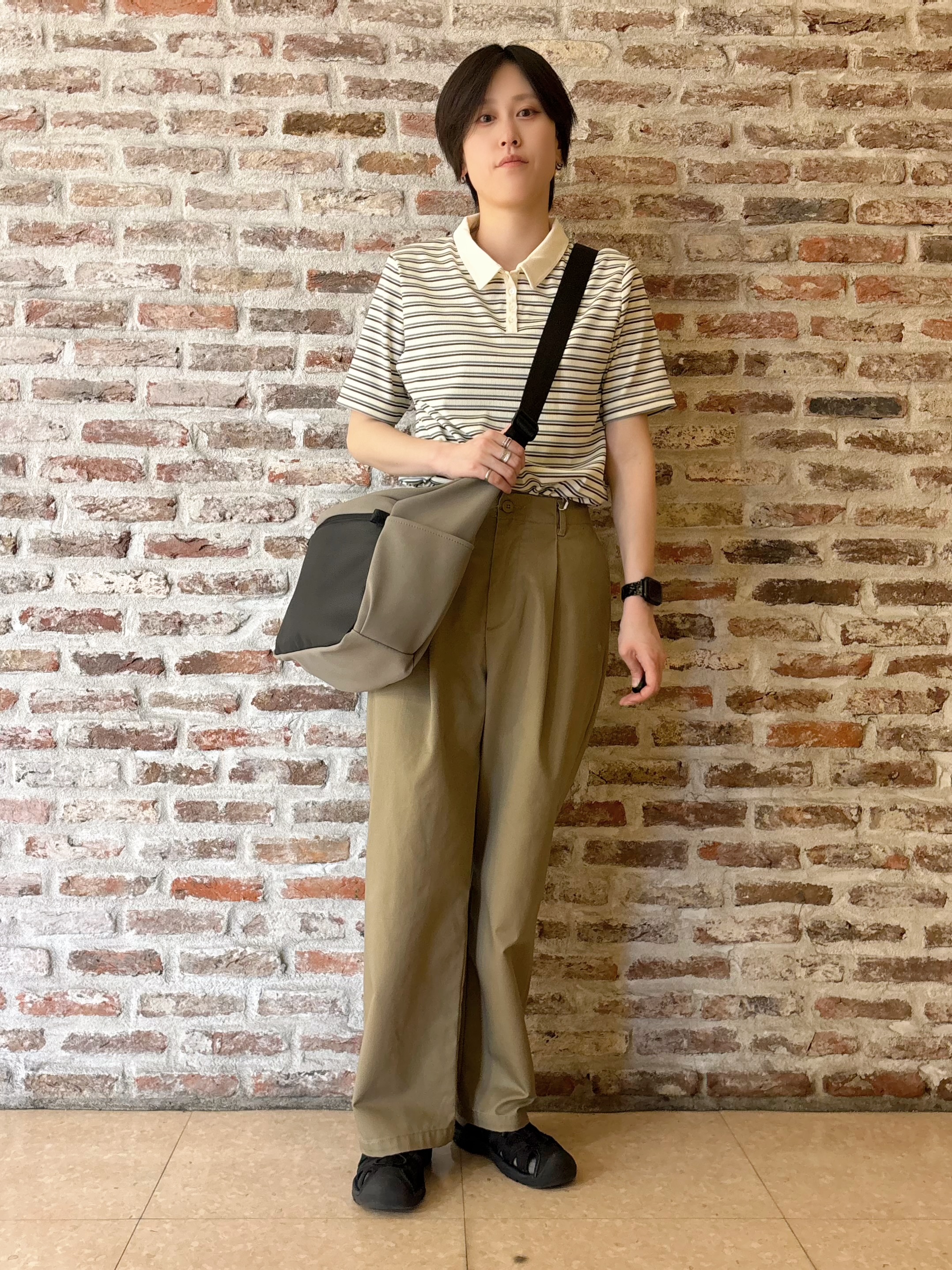 しばさんの「THE SHOP TK｜【POLO BCS 別注】チノパンツ」を使ったコーディネート