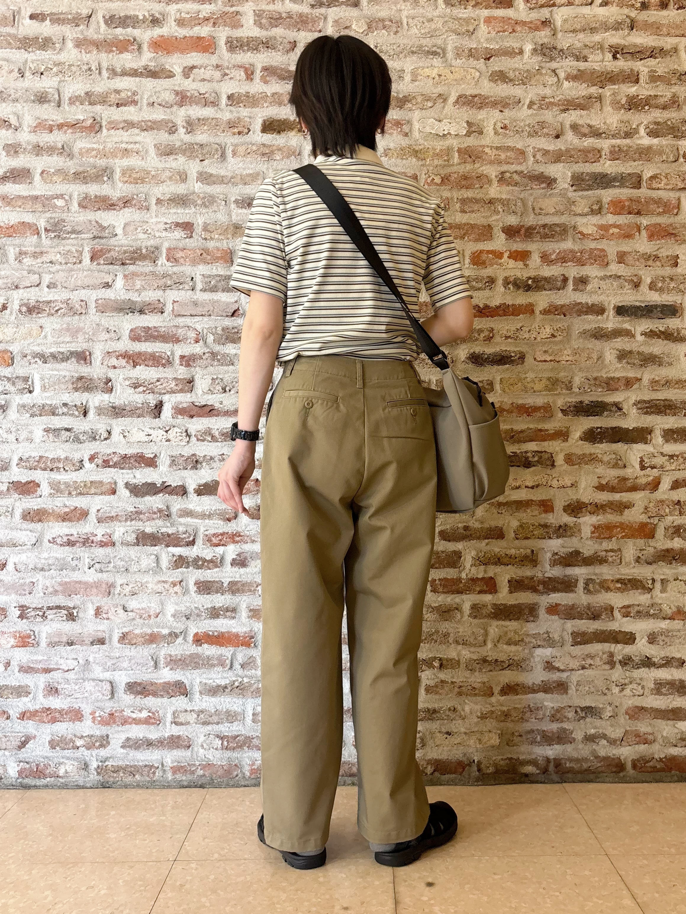 しばさんの「THE SHOP TK｜【POLO BCS 別注】チノパンツ」を使ったコーディネート
