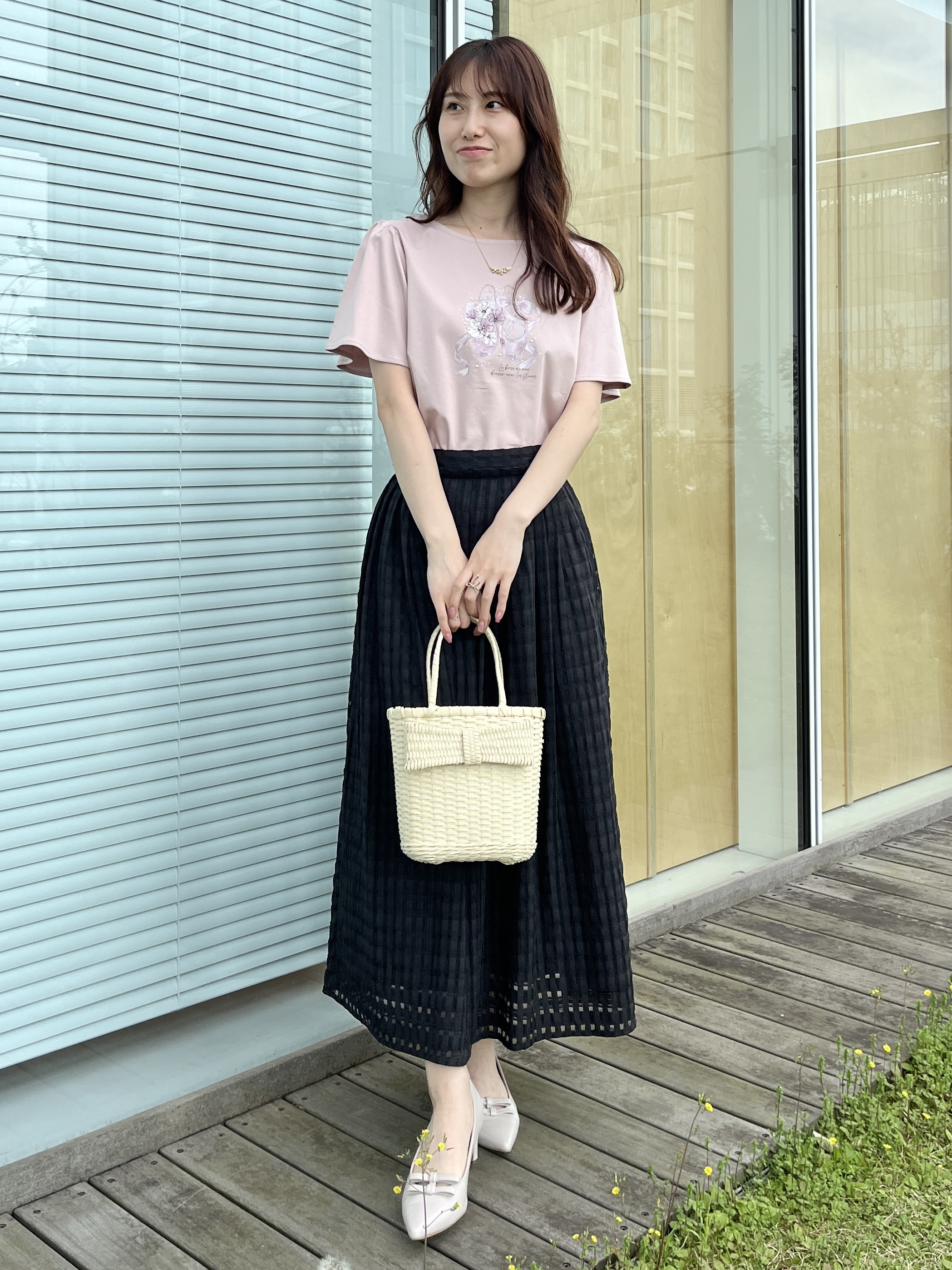 はばさんの「Couture brooch｜【接触冷感・UVカット・洗える】トゥシューズプリントTシャツ」を使ったコーディネート