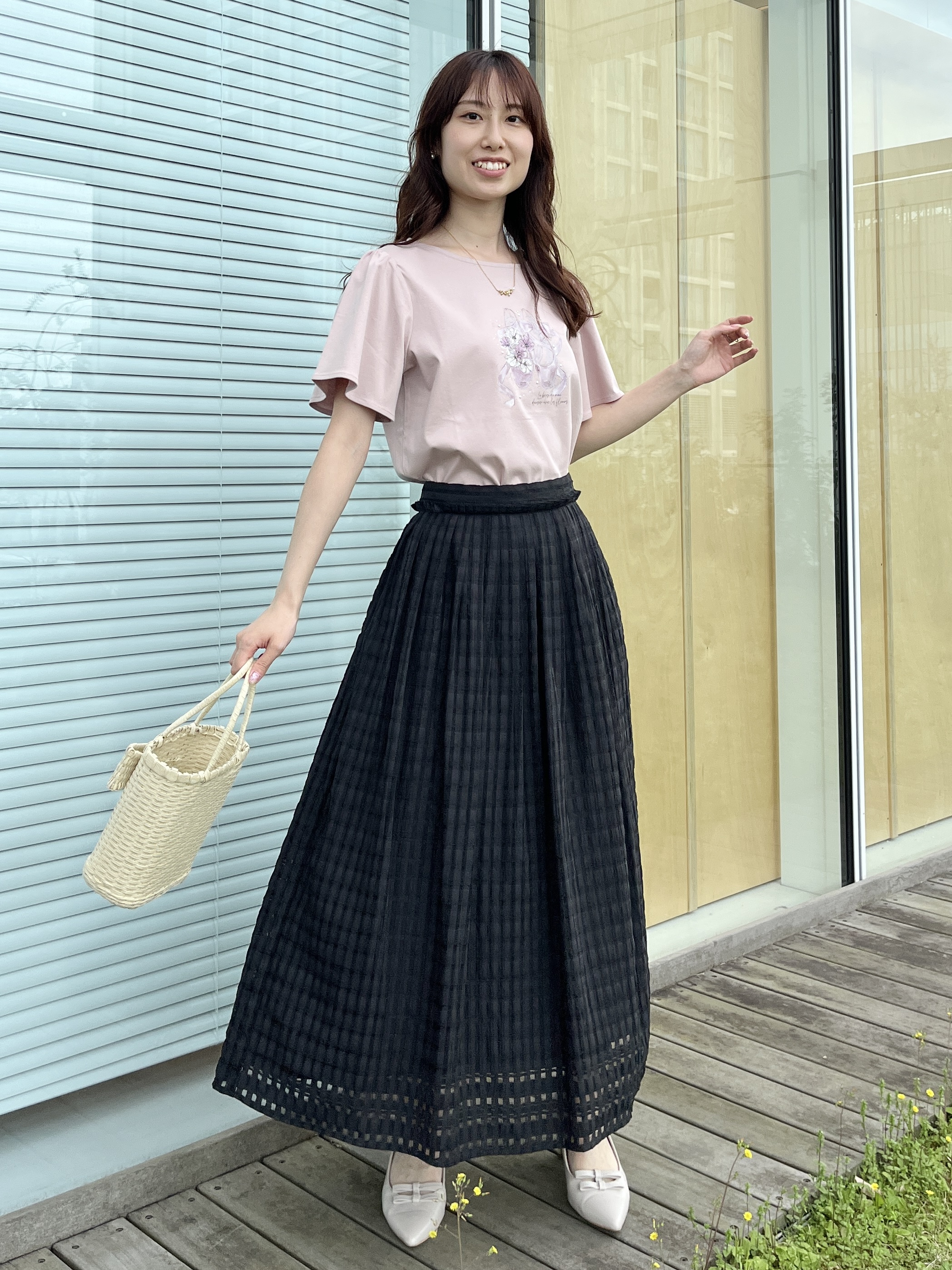 はばさんの「Couture brooch｜【接触冷感・UVカット・洗える】トゥシューズプリントTシャツ」を使ったコーディネート
