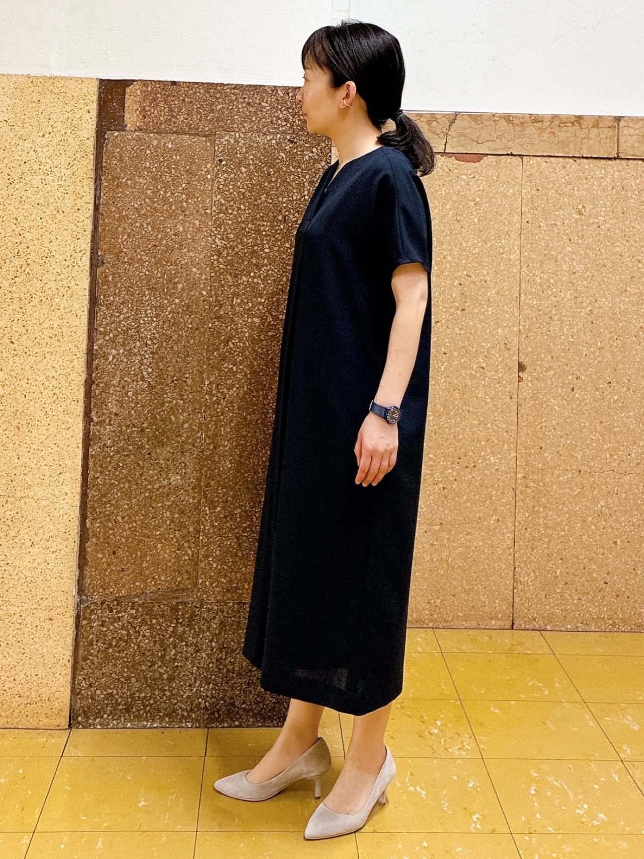hattoriさんの「INDIVI｜【洗える／UVケア／麻調】スキッパーワンピース」を使ったコーディネート