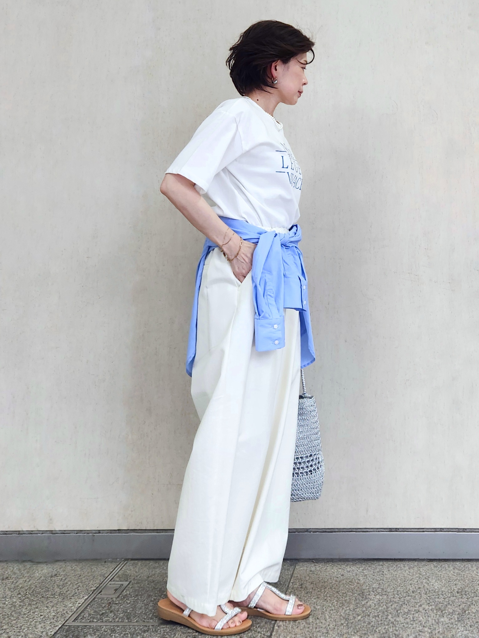 milkyさんの「OPAQUE.CLIP｜ロゴプリントアソートTシャツ【洗濯機OK】」を使ったコーディネート