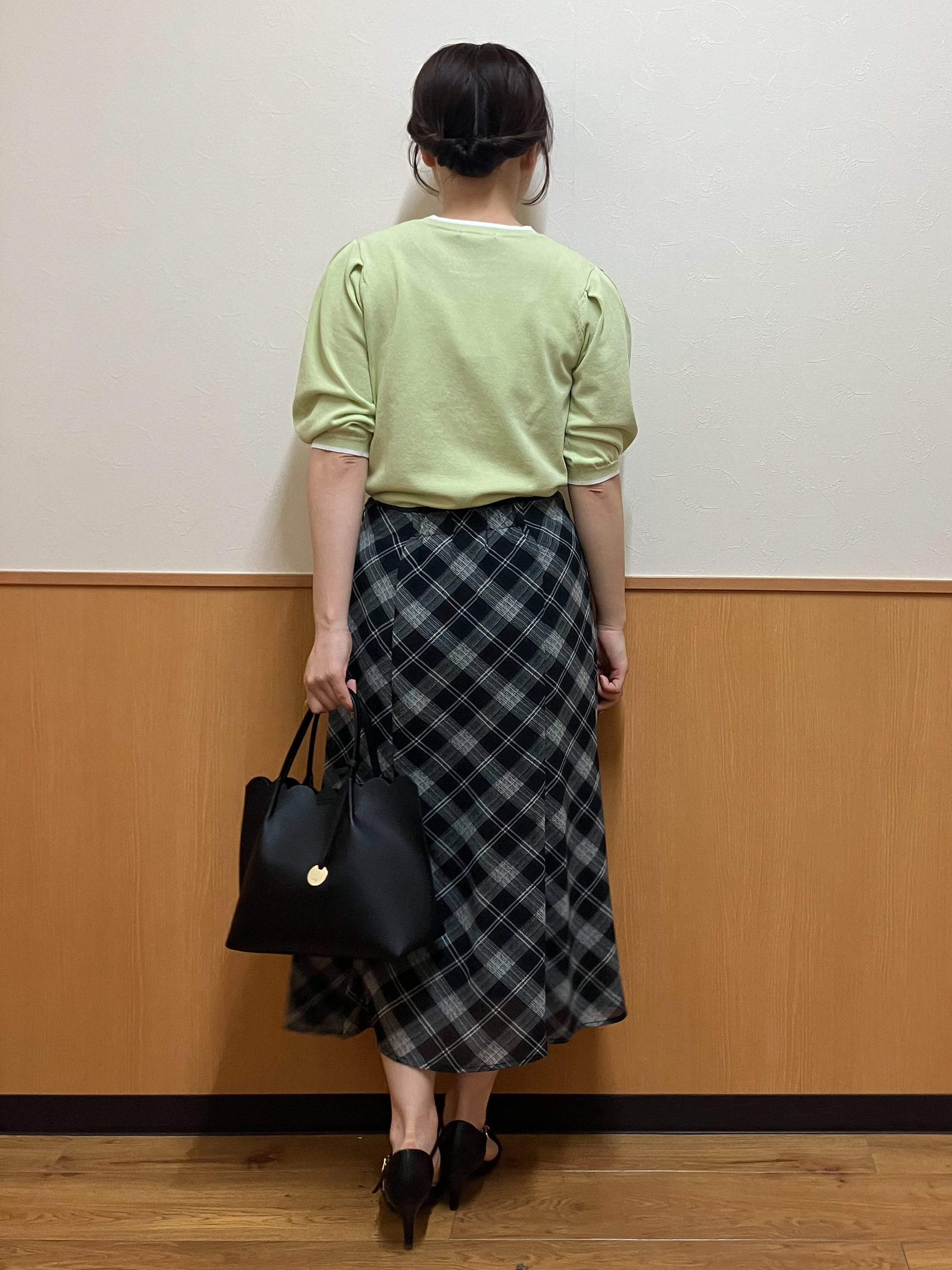MAYUKIさんの「index｜【UVケア】6分袖タックスリーブニット《洗濯機OK／XS～LL／9col》」を使ったコーディネート