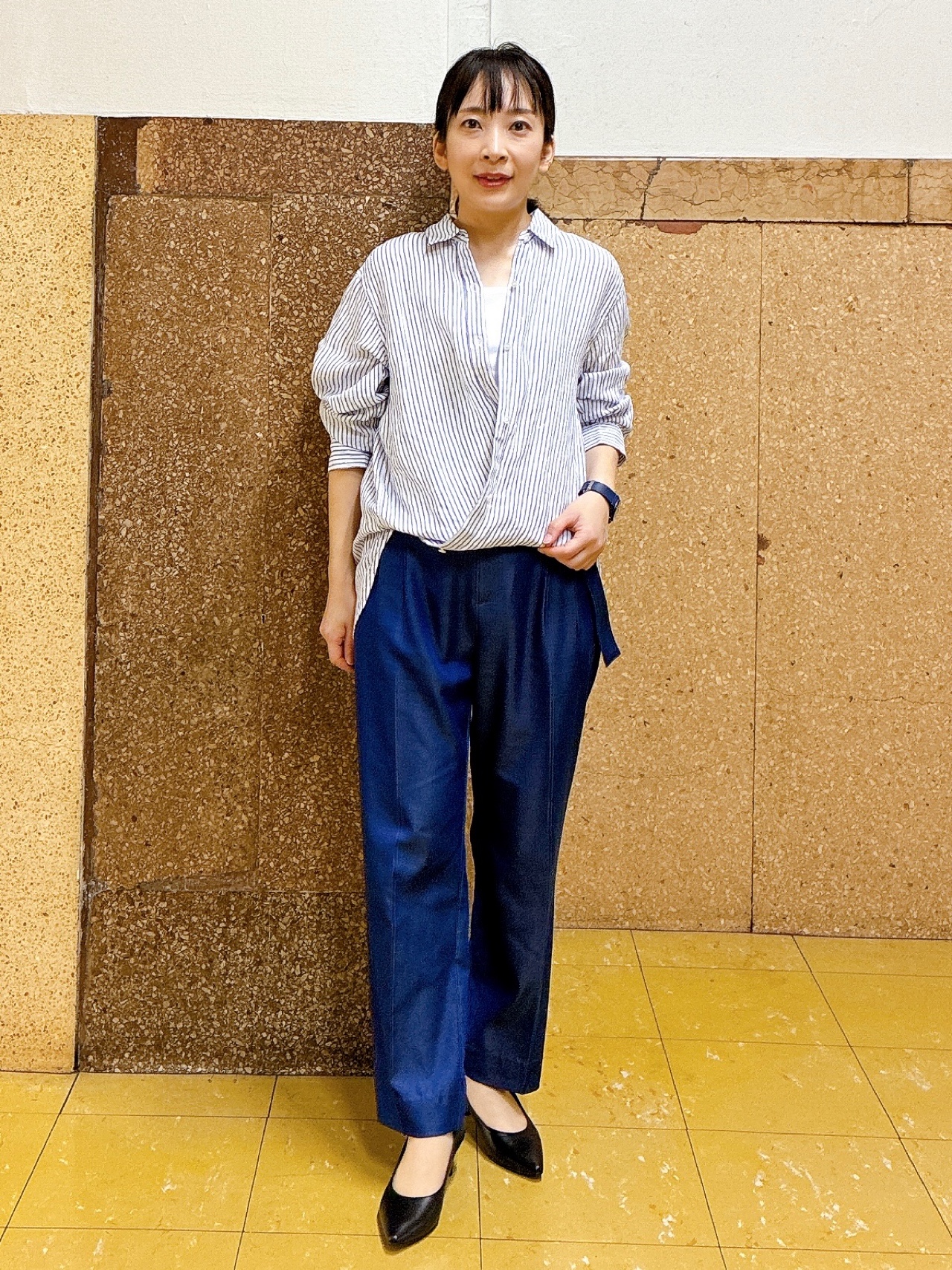 hattoriさんの「INDIVI｜【接触冷感／2WAY】カシュクールリネンシャツ」を使ったコーディネート