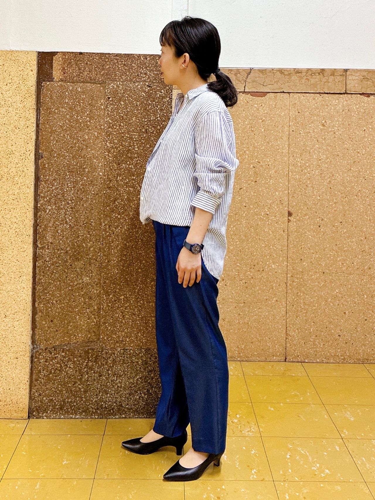 hattoriさんの「INDIVI｜【接触冷感／2WAY】カシュクールリネンシャツ」を使ったコーディネート