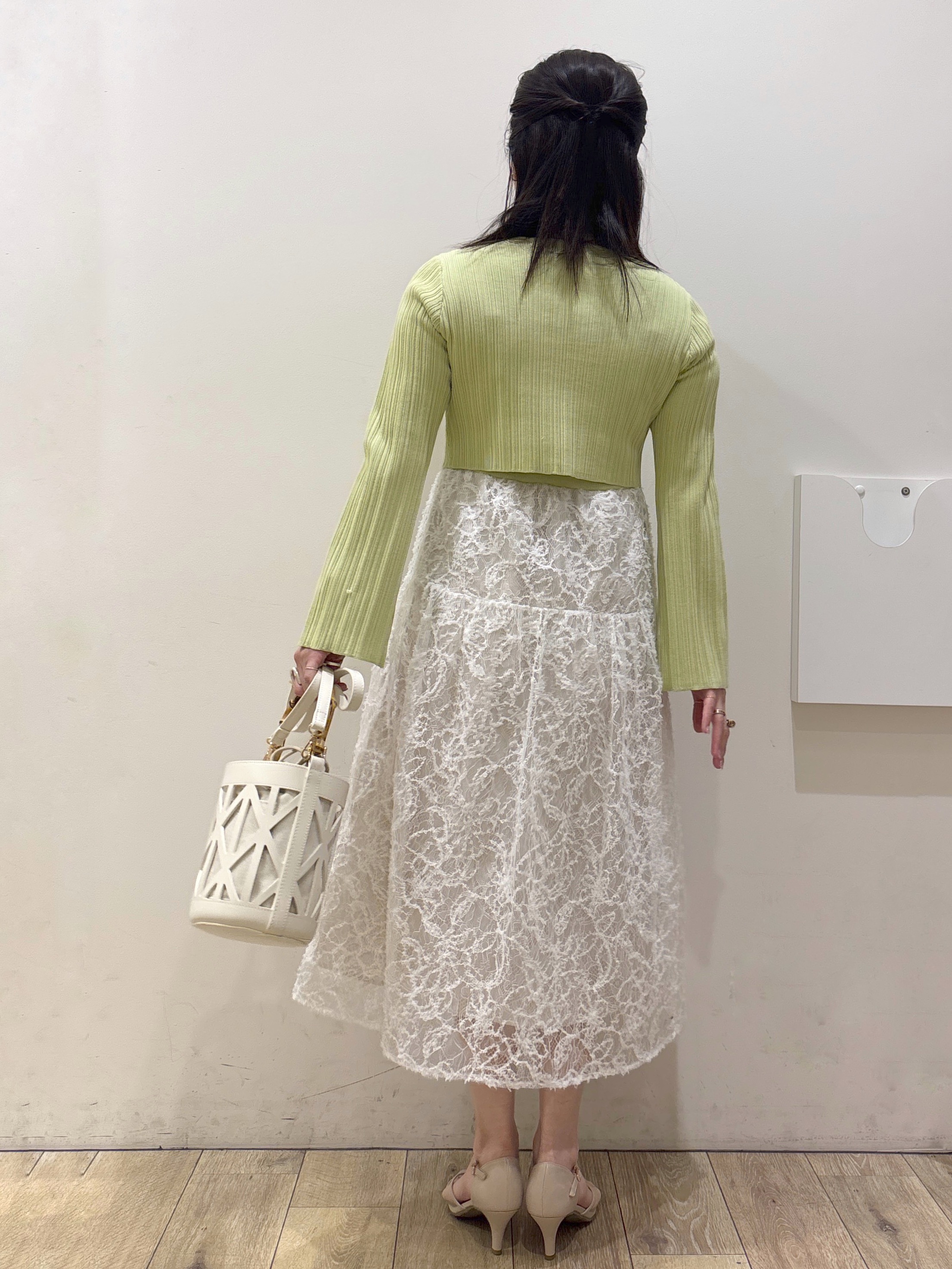 mameさんの「OPAQUE.CLIP｜《ツインセット》カーディガン&times;ニットドッキングワンピース【洗濯機OK】」を使ったコーディネート
